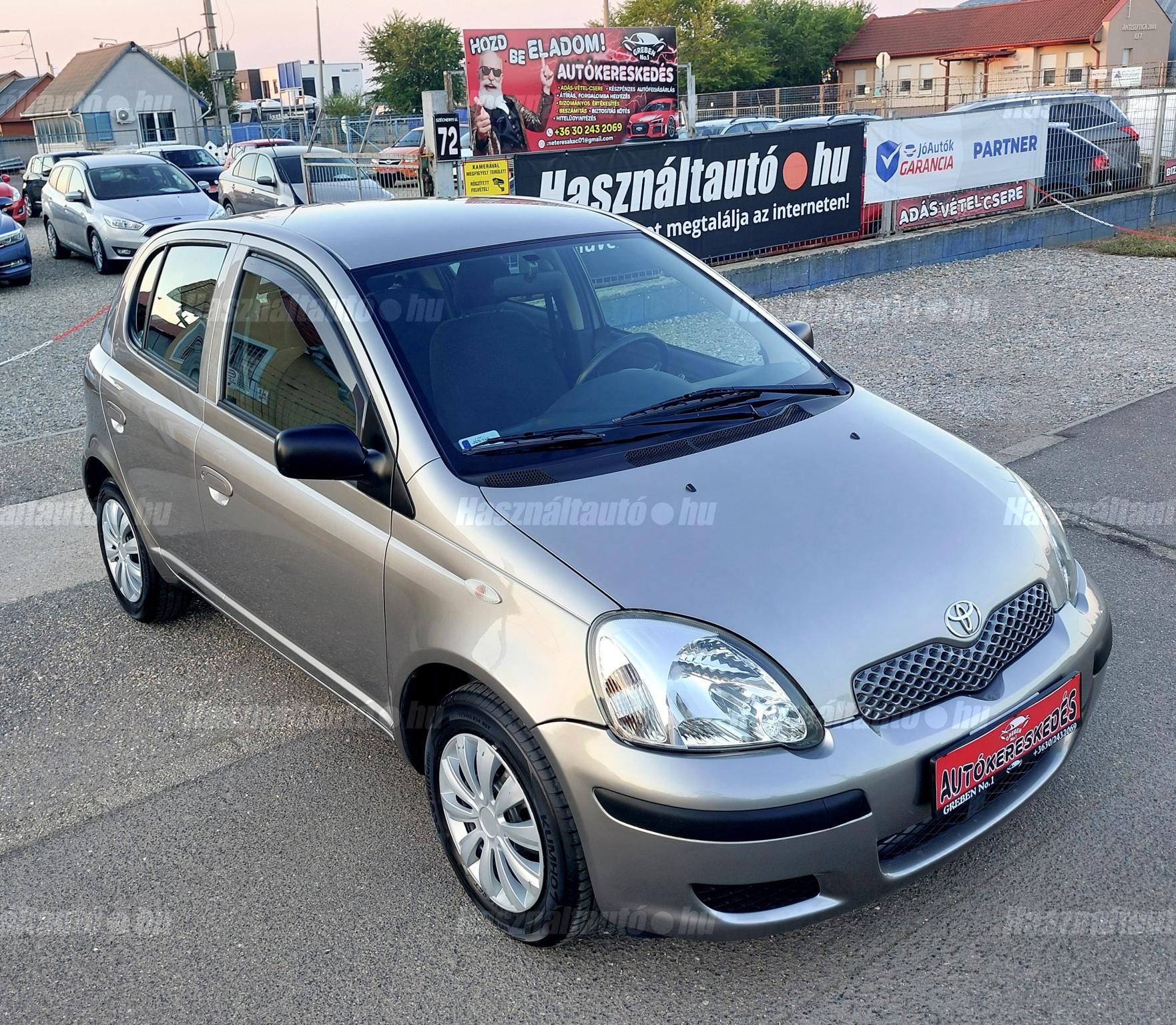 TOYOTA YARIS 2004/11 - 1