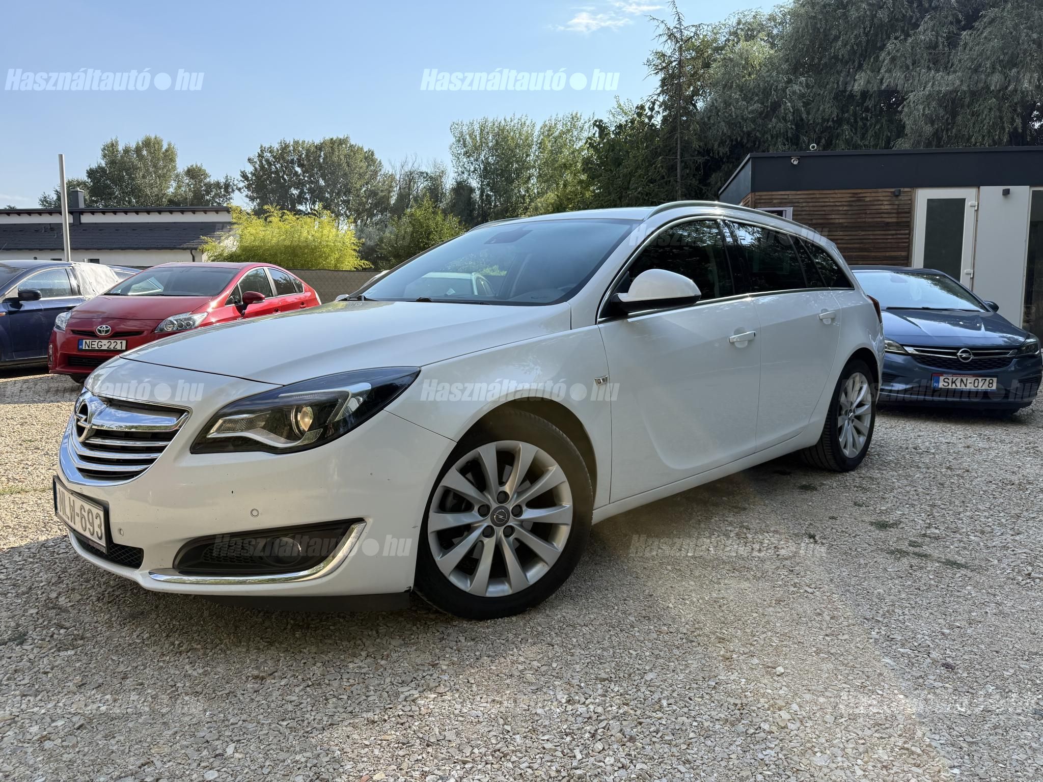 OPEL INSIGNIA 2013/11 - 1