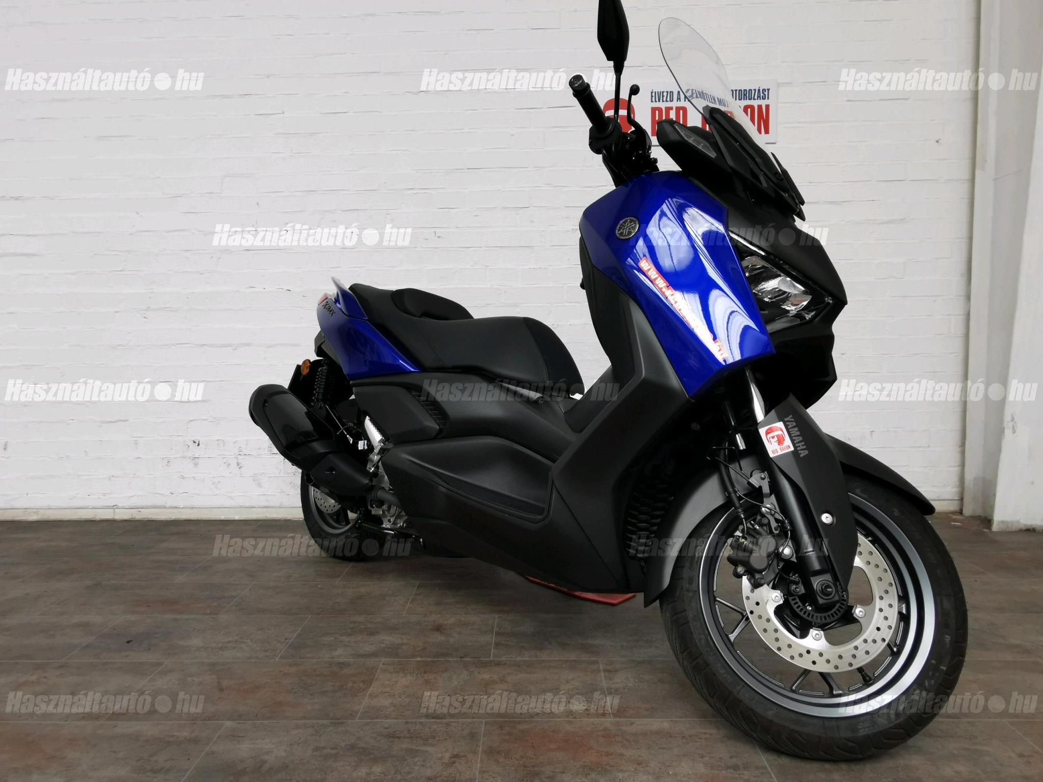 YAMAHA X-MAX 300 2026 - 1