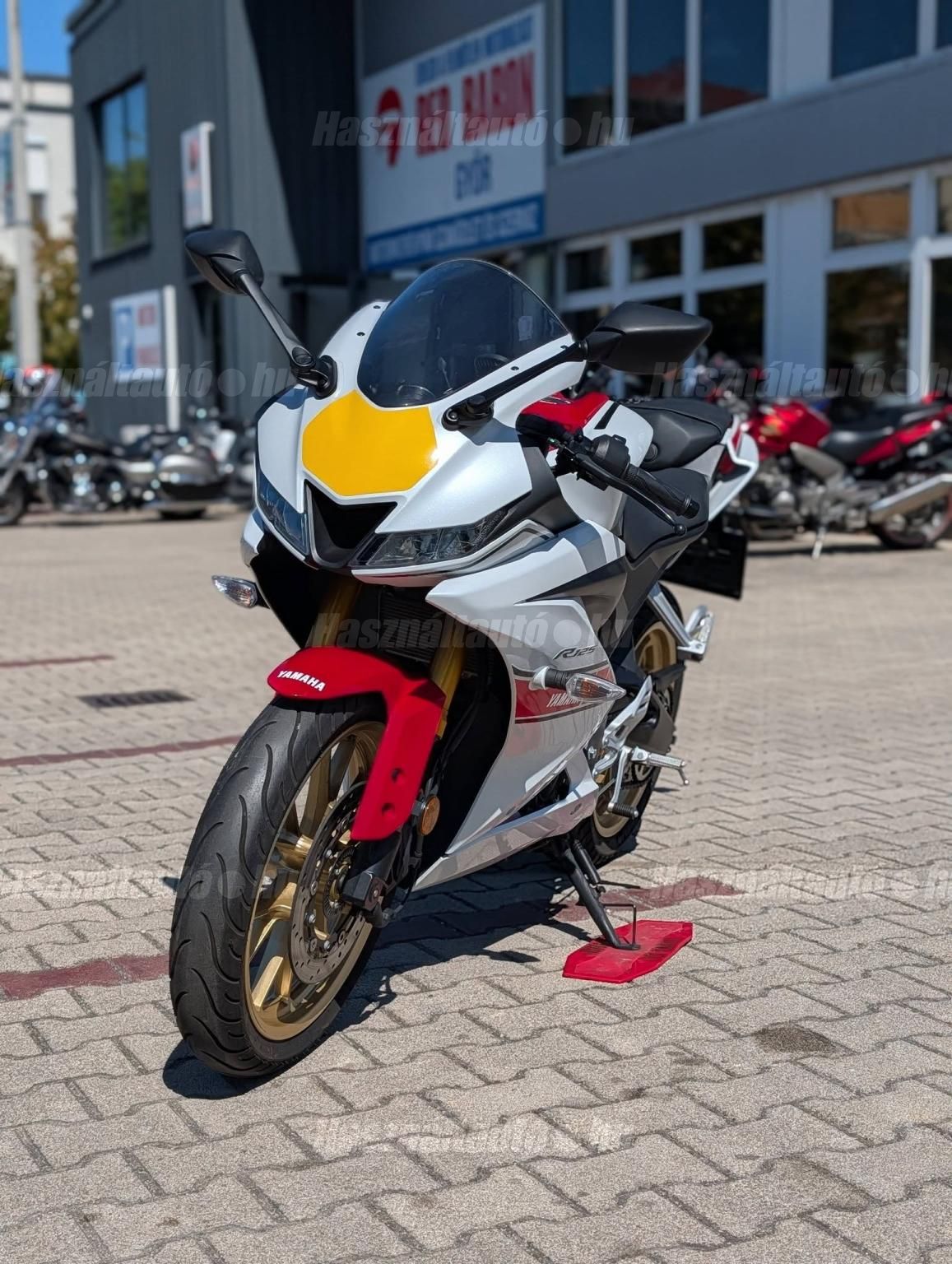 YAMAHA YZF R 125 2022 - 1