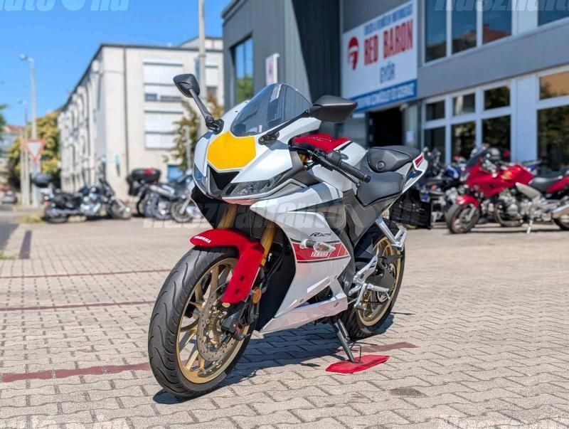 YAMAHA YZF R 125 2022 - 1