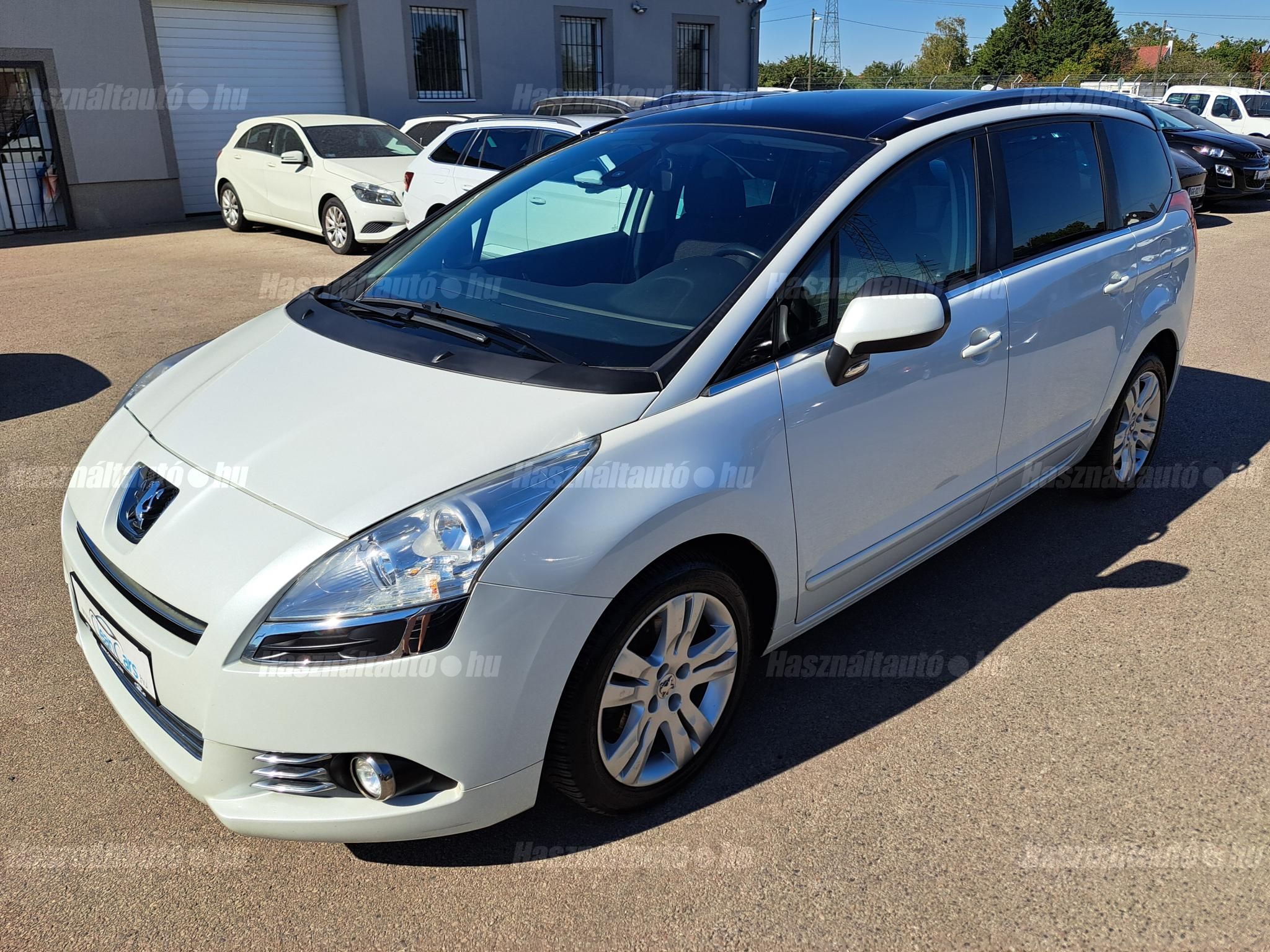 PEUGEOT 5008 2012/10 - 1