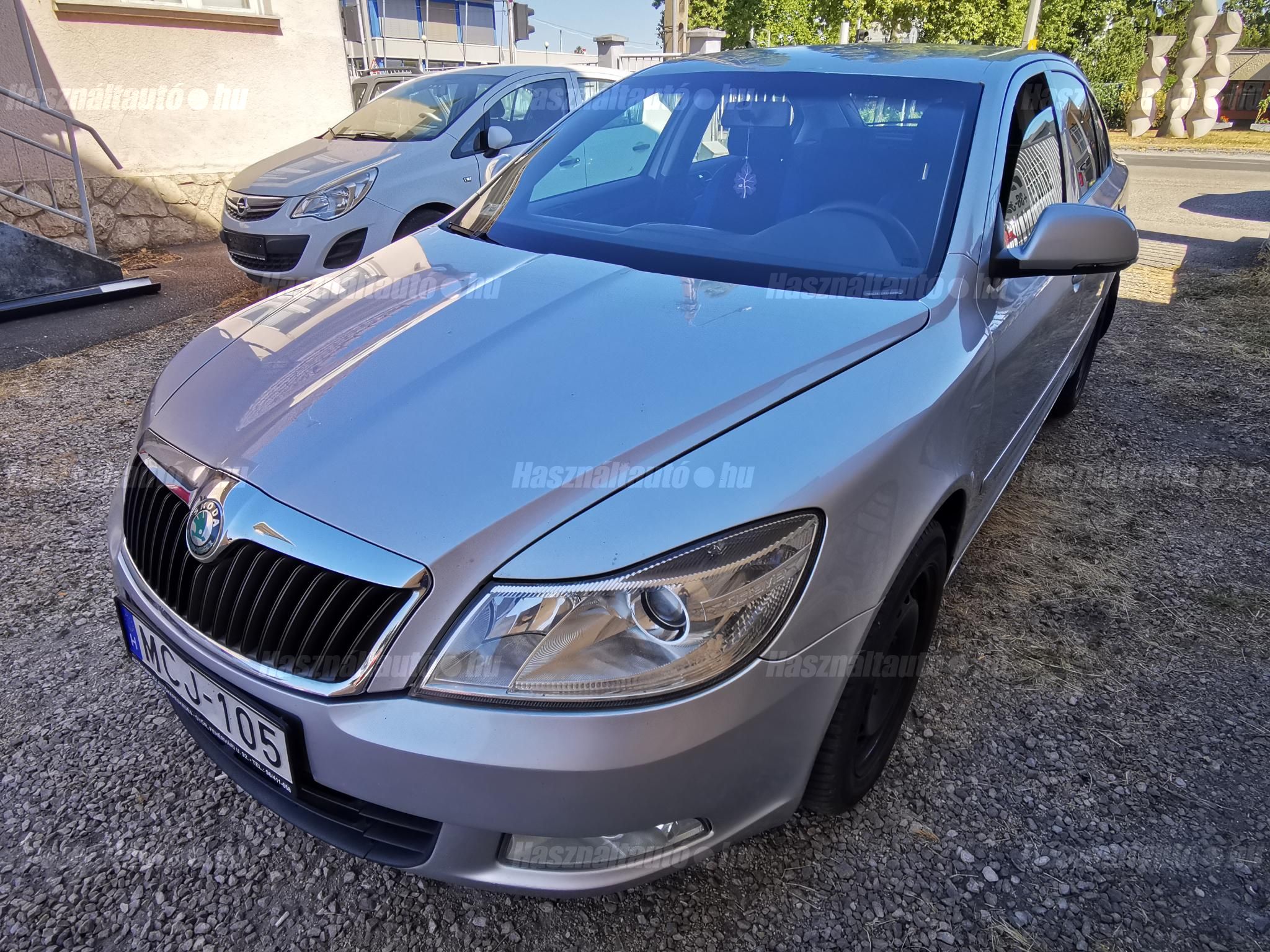 SKODA OCTAVIA 2012/4 - 1