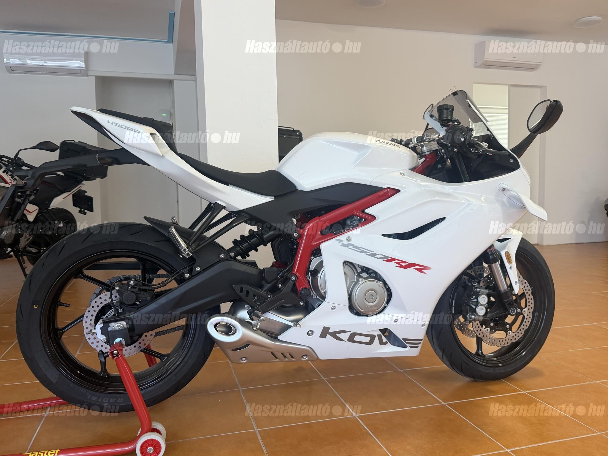 KOVE 450RR 2026 - 1