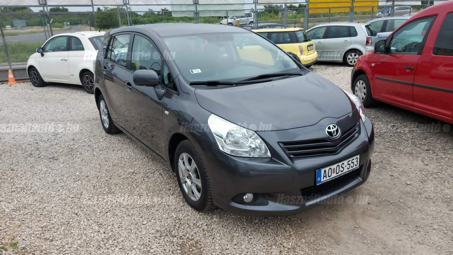 TOYOTA VERSO 2011/8 - 1