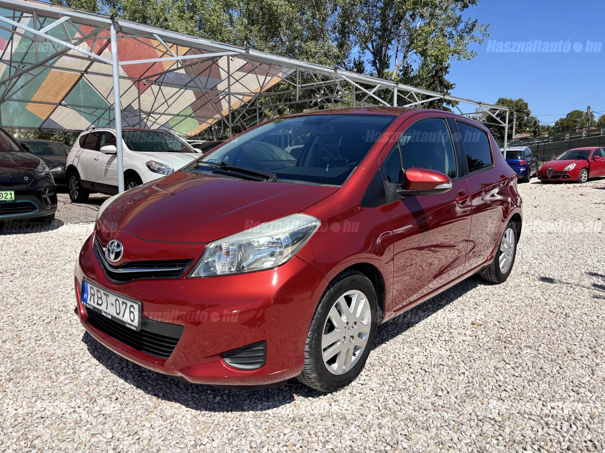 TOYOTA YARIS 2012/2 - 1