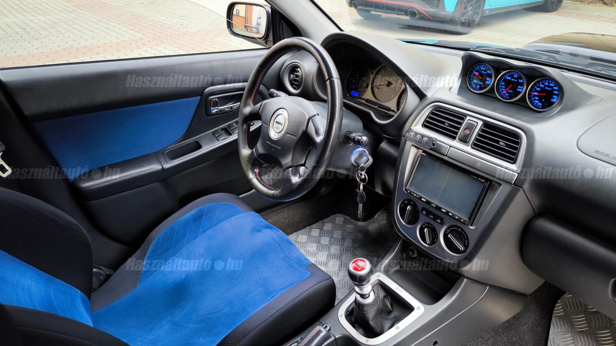SUBARU IMPREZA 2002/8 - 1