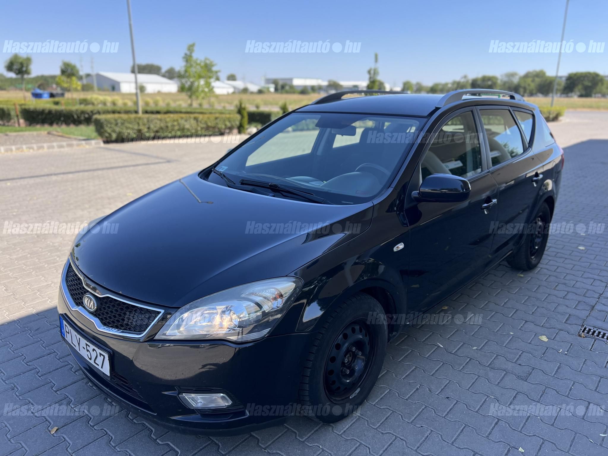 KIA CEE'D 2012/3 - 1
