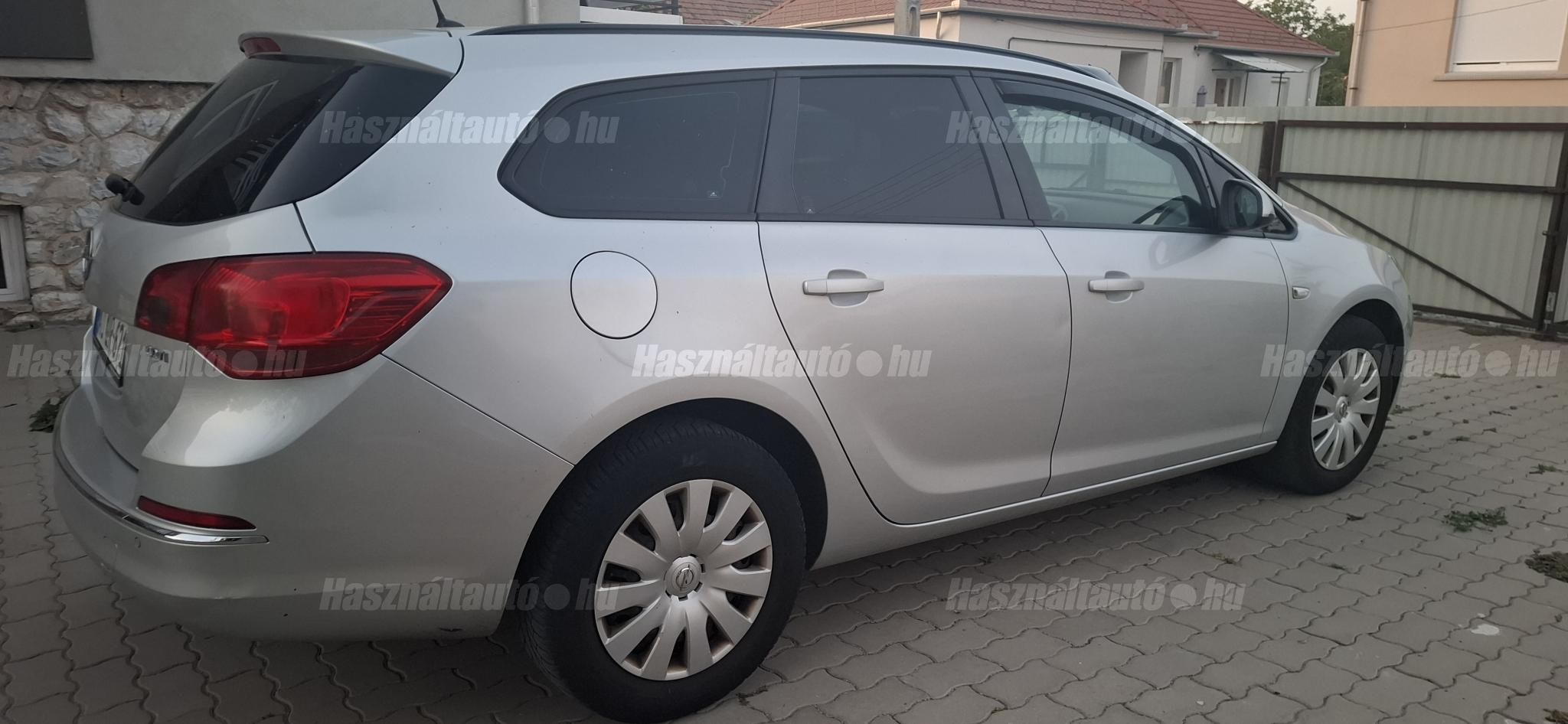 OPEL ASTRA J 2013/11 - 1