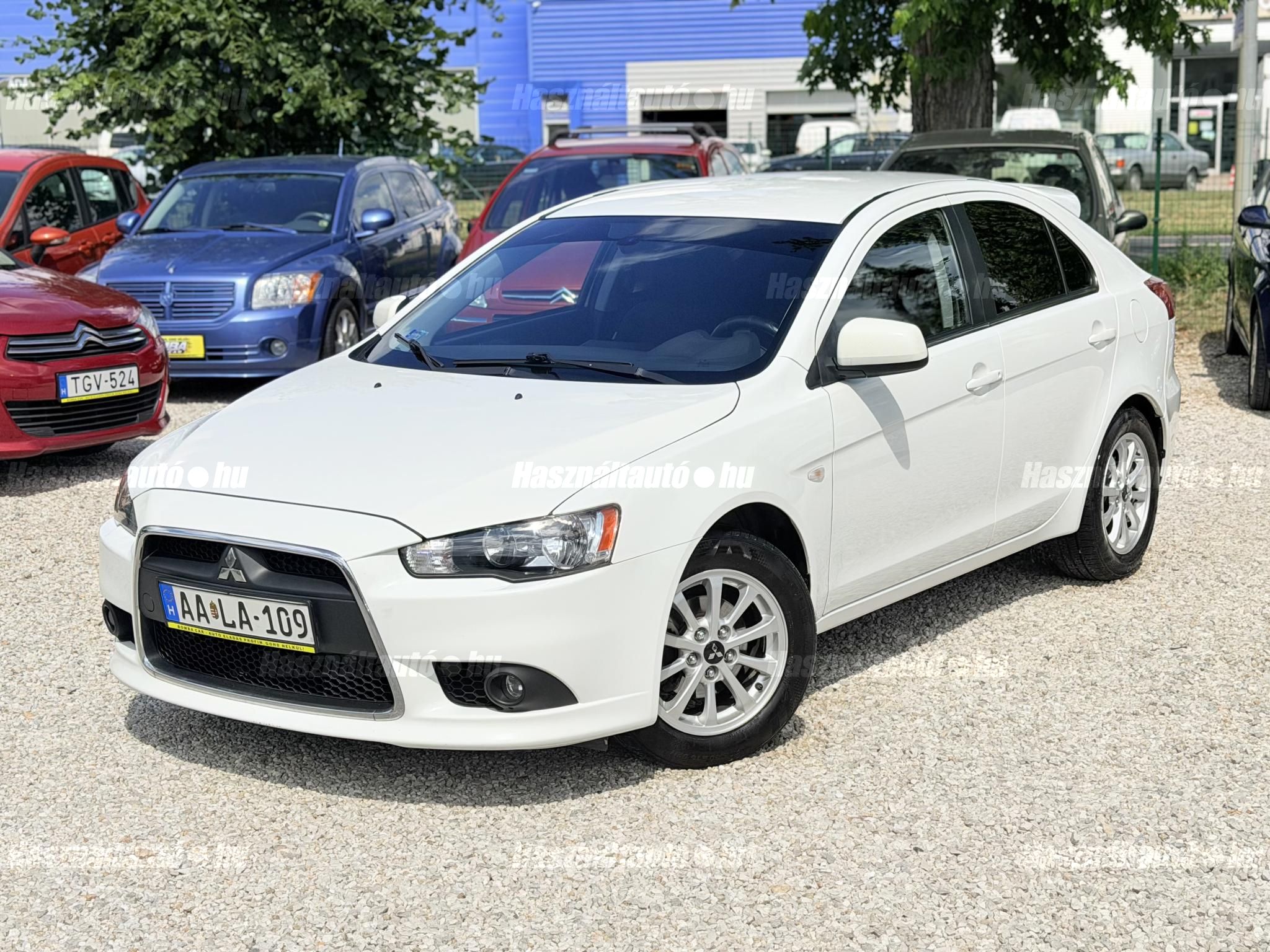 MITSUBISHI LANCER 2011/6 - 1