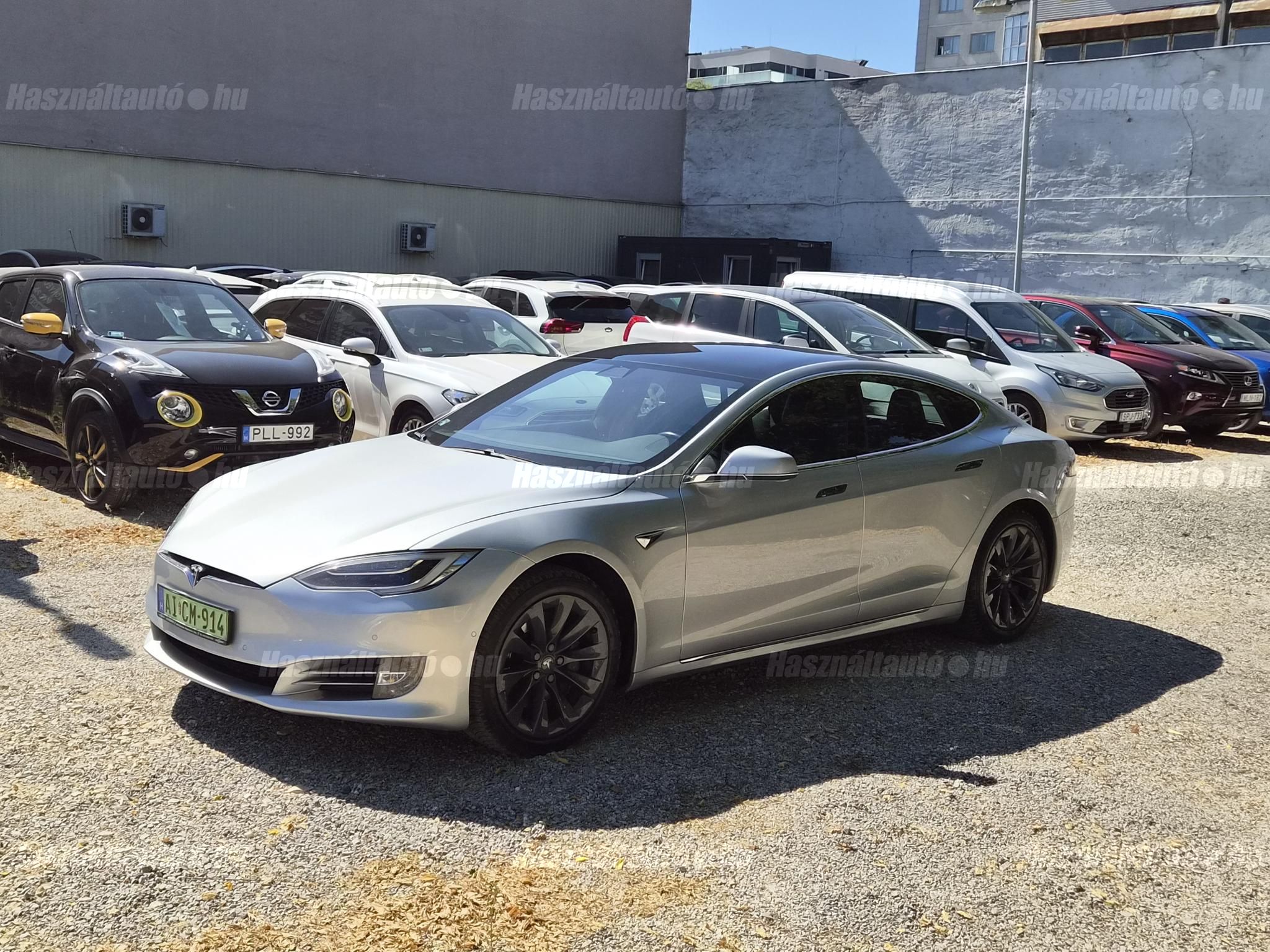 TESLA MODEL S 2018/10 - 1