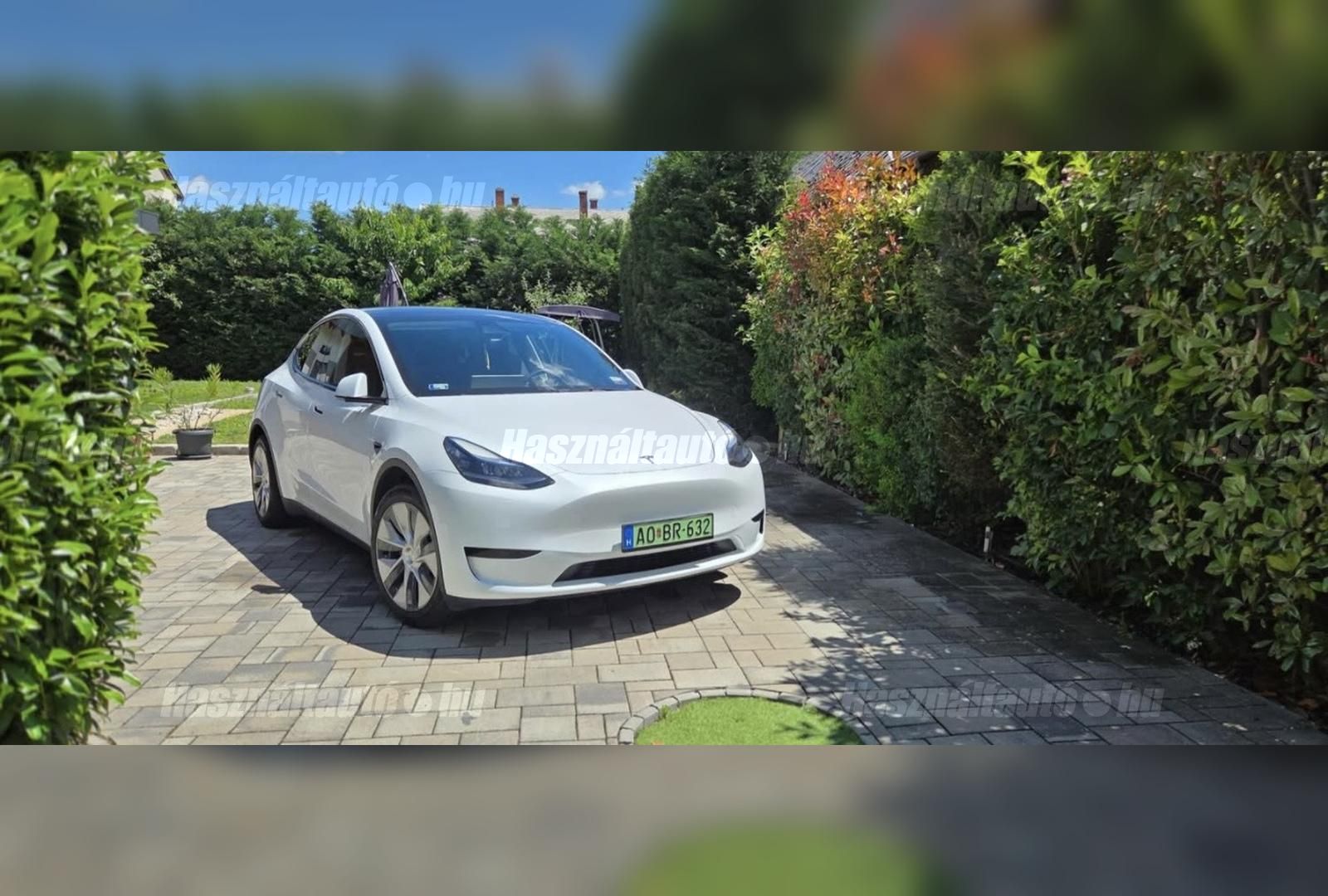 TESLA MODEL Y 2023 - 1