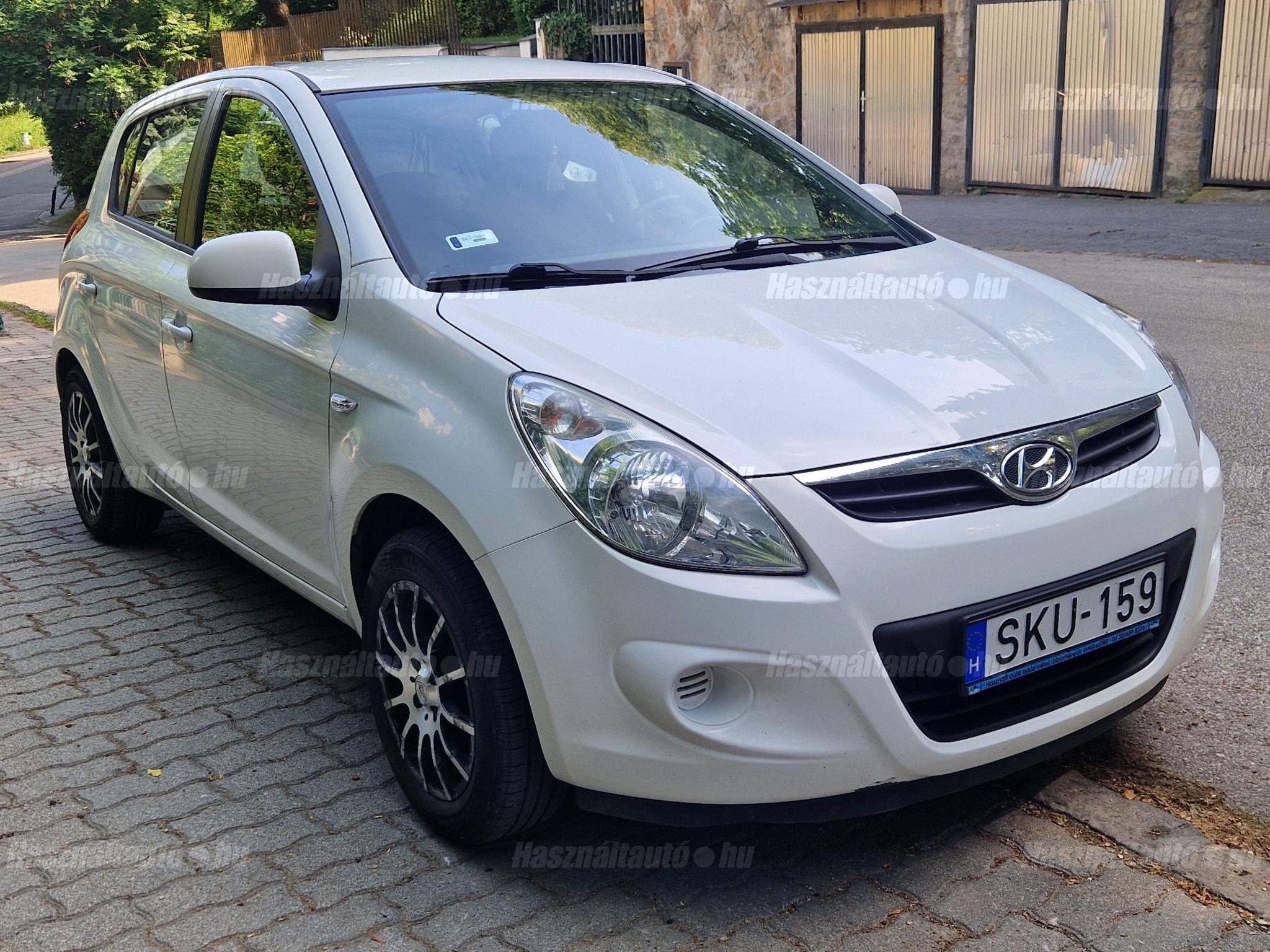 HYUNDAI I20 2012/4 - 1