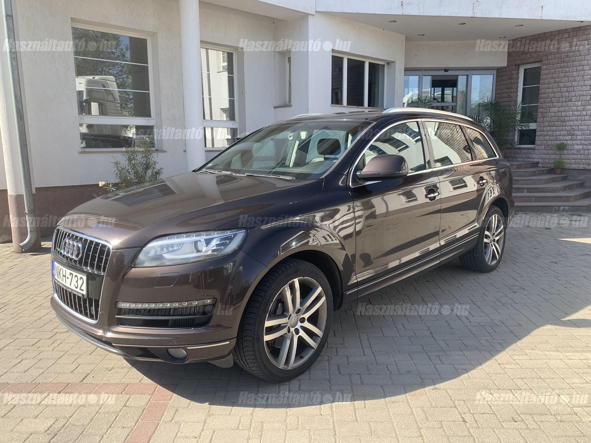 AUDI Q7 2010/8 - 1