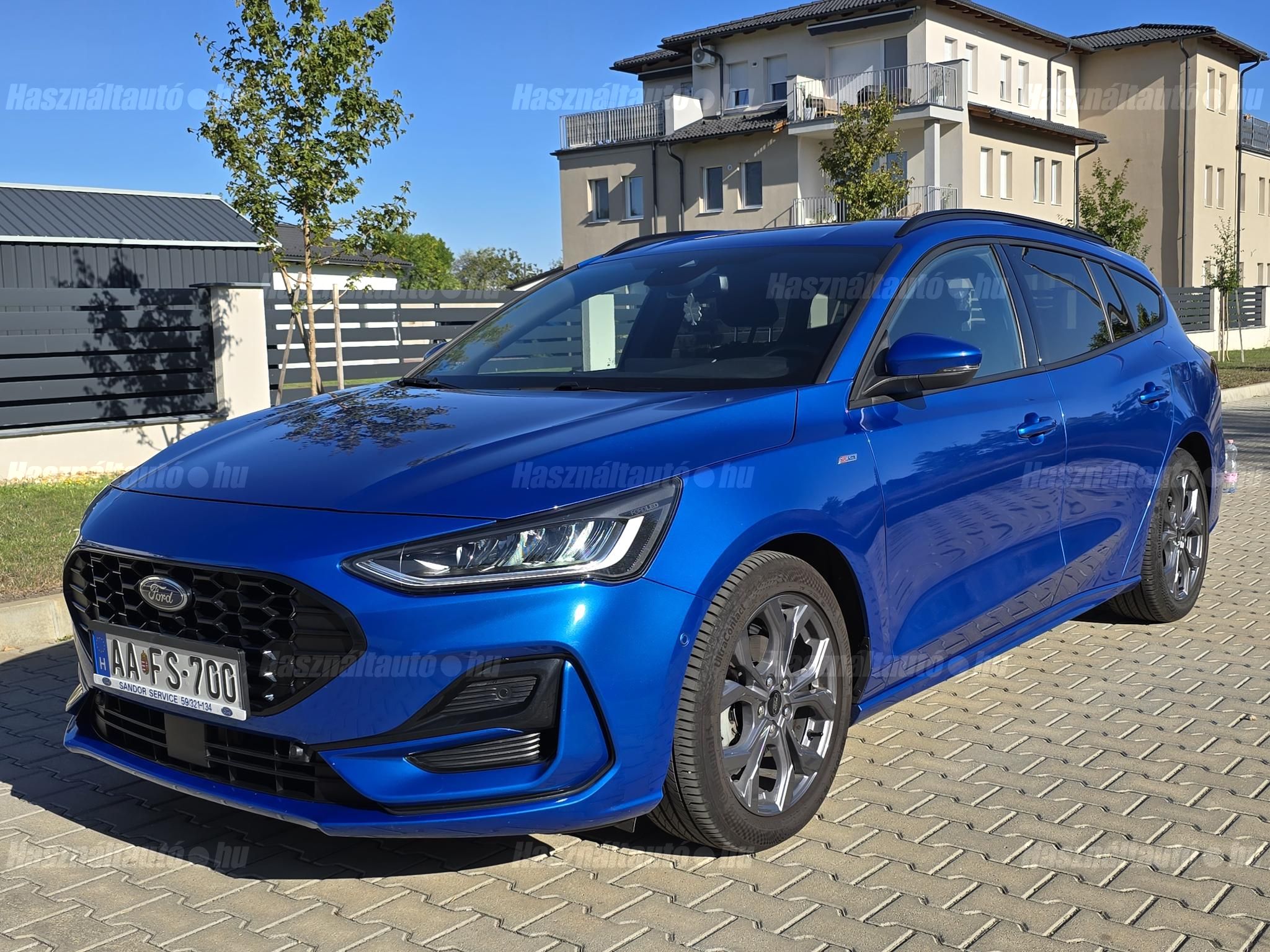 FORD FOCUS 2022/10 - 1