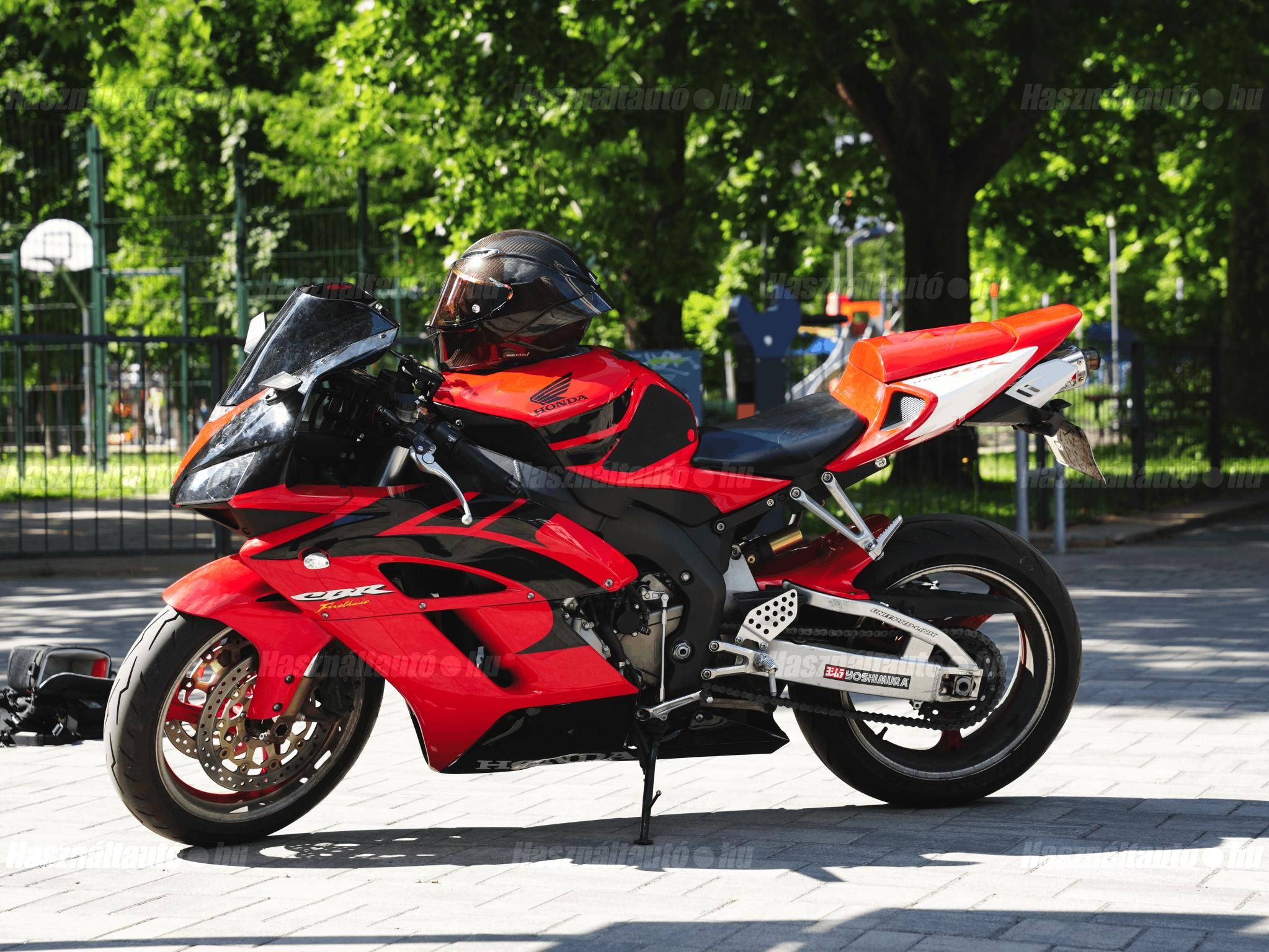 HONDA CBR 1000 RR 2005 - 1