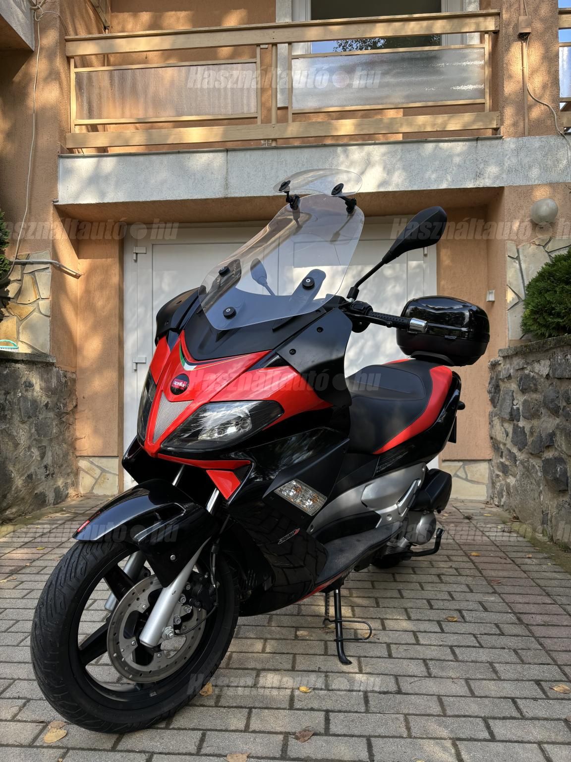 APRILIA SR MAX 300 2014/6 - 1