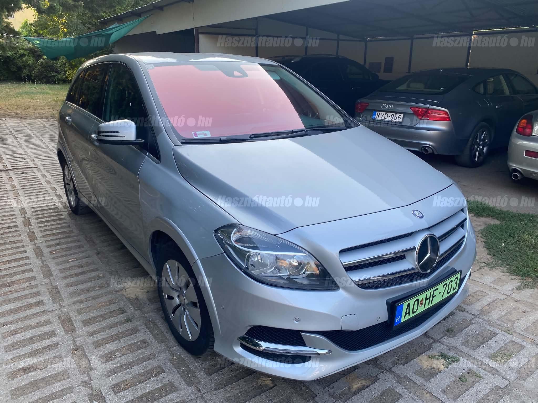 MERCEDES-BENZ B 250 E 2015/5 - 1