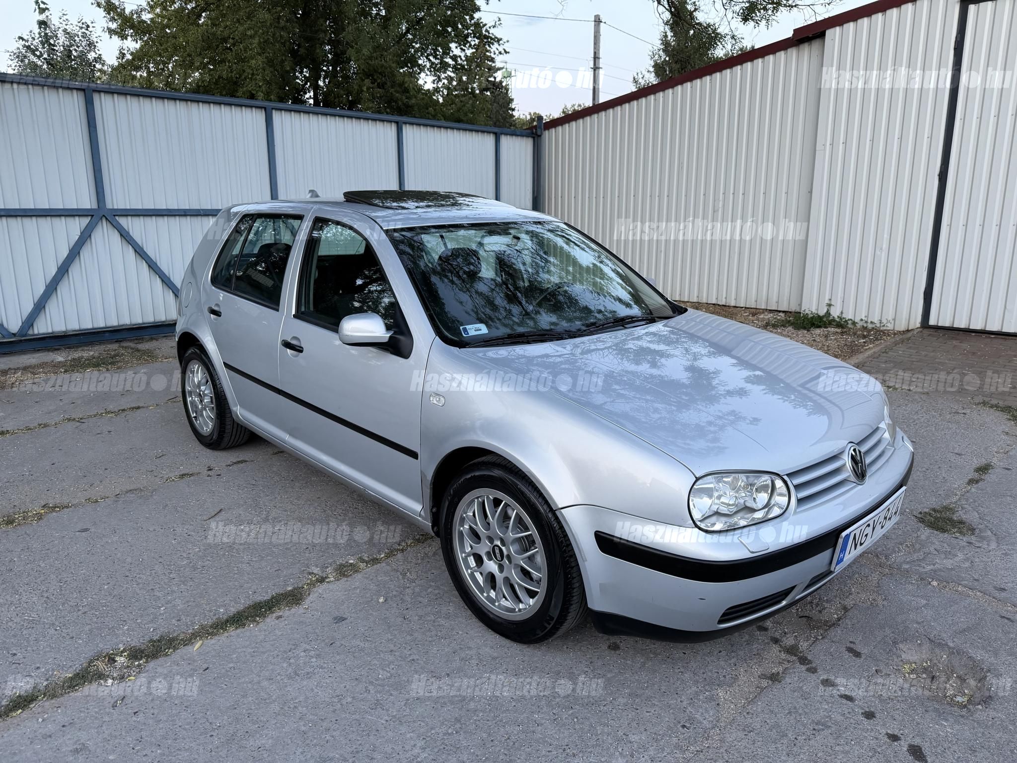 VOLKSWAGEN GOLF IV 2000/5 - 1