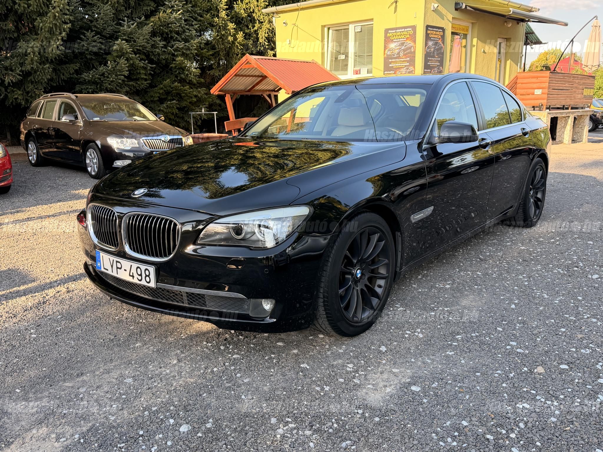 BMW 730 2011 - 1