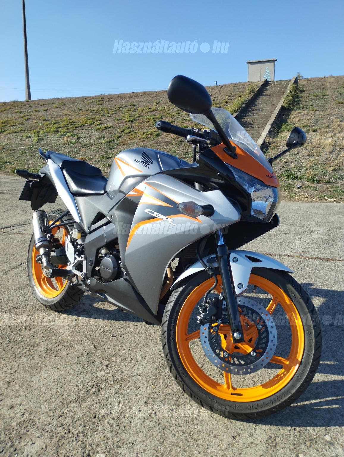HONDA CBR 125 R 2012/1 - 1