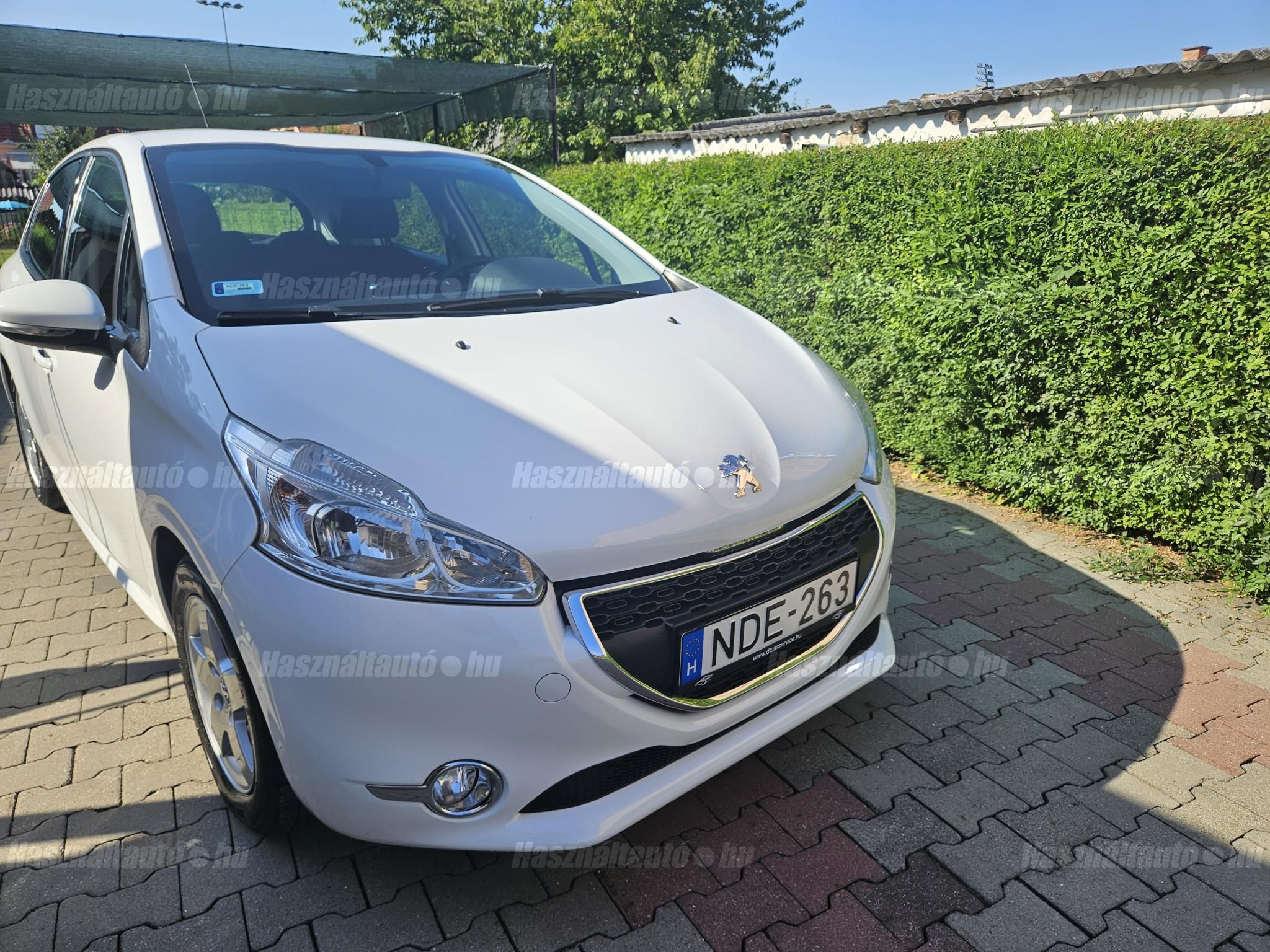 PEUGEOT 208 2015/5 - 1
