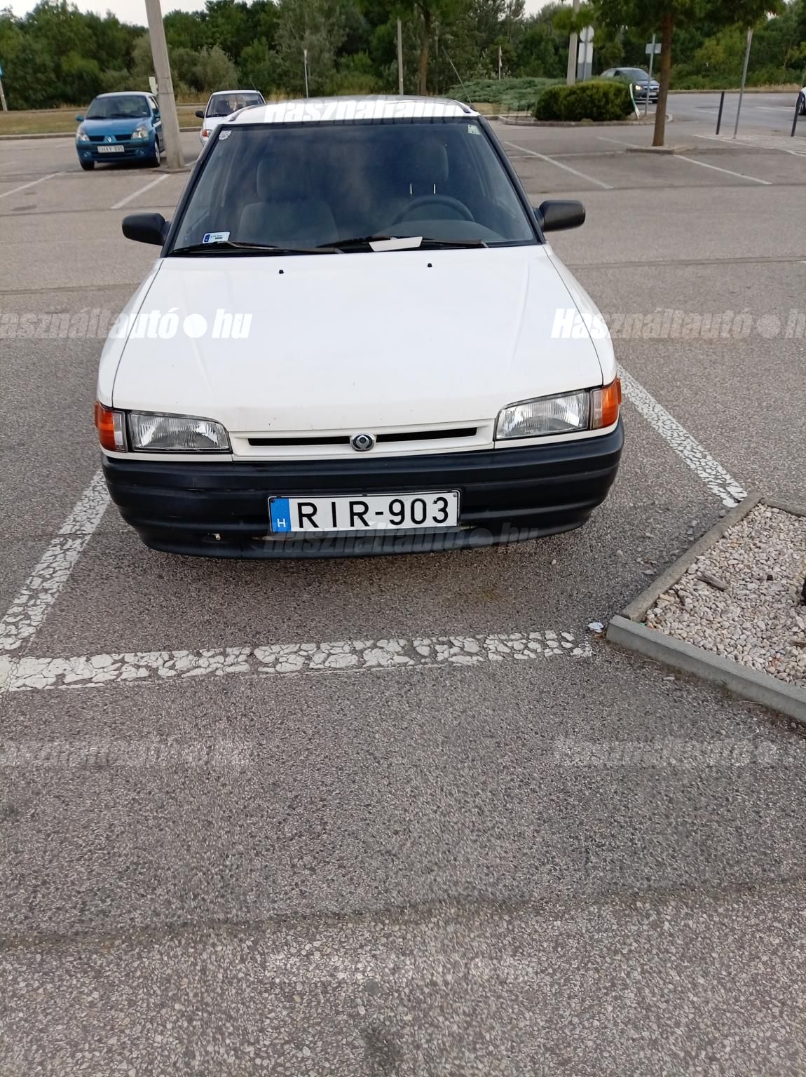 MAZDA 323 1996/1 - 1