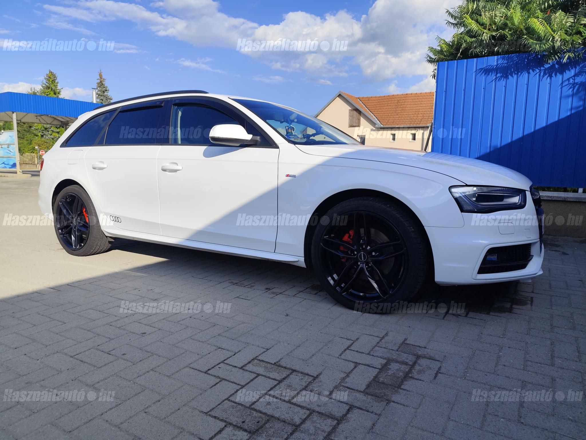 AUDI A4 2013/8 - 1