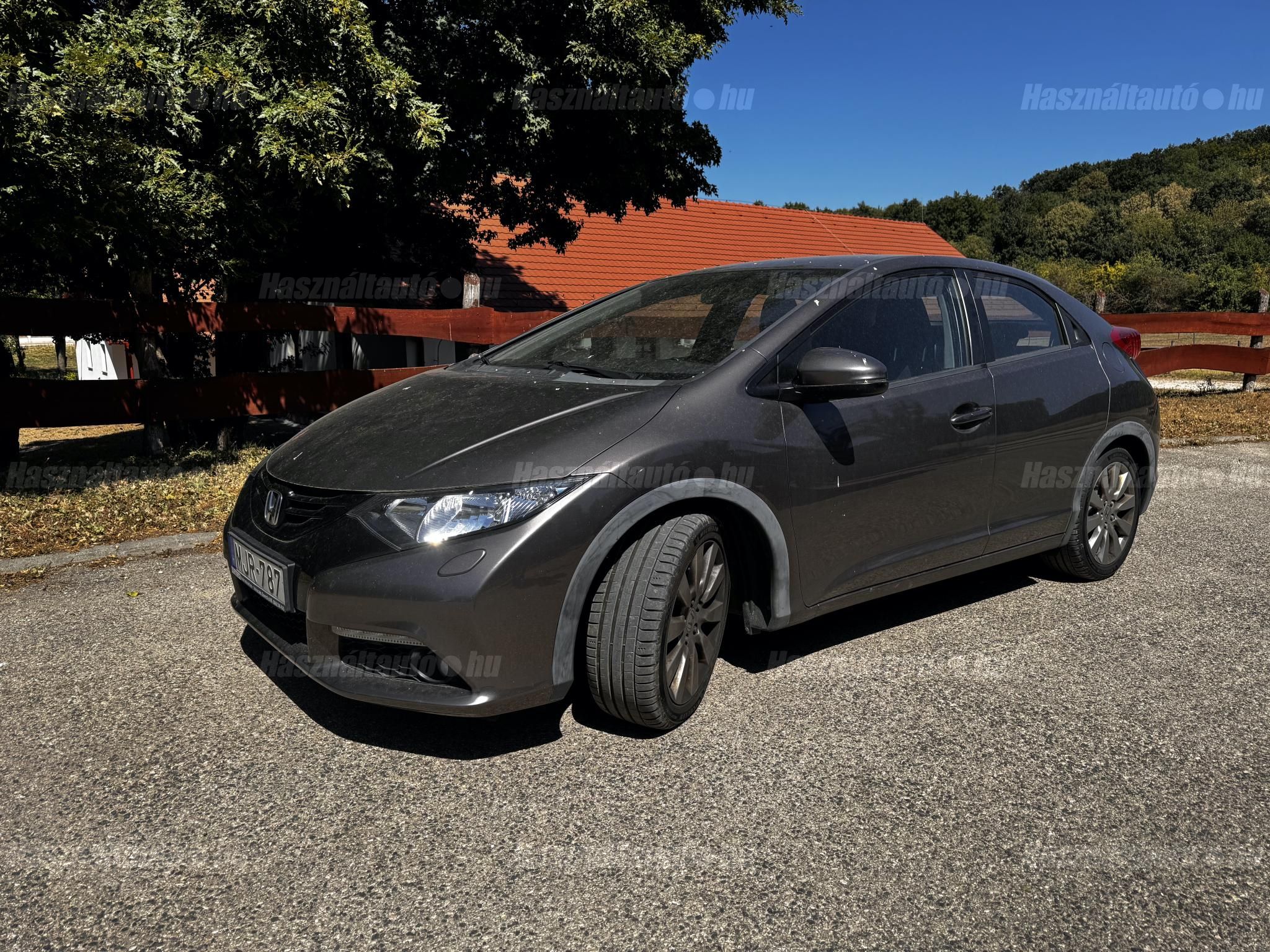 HONDA CIVIC 2013/6 - 1
