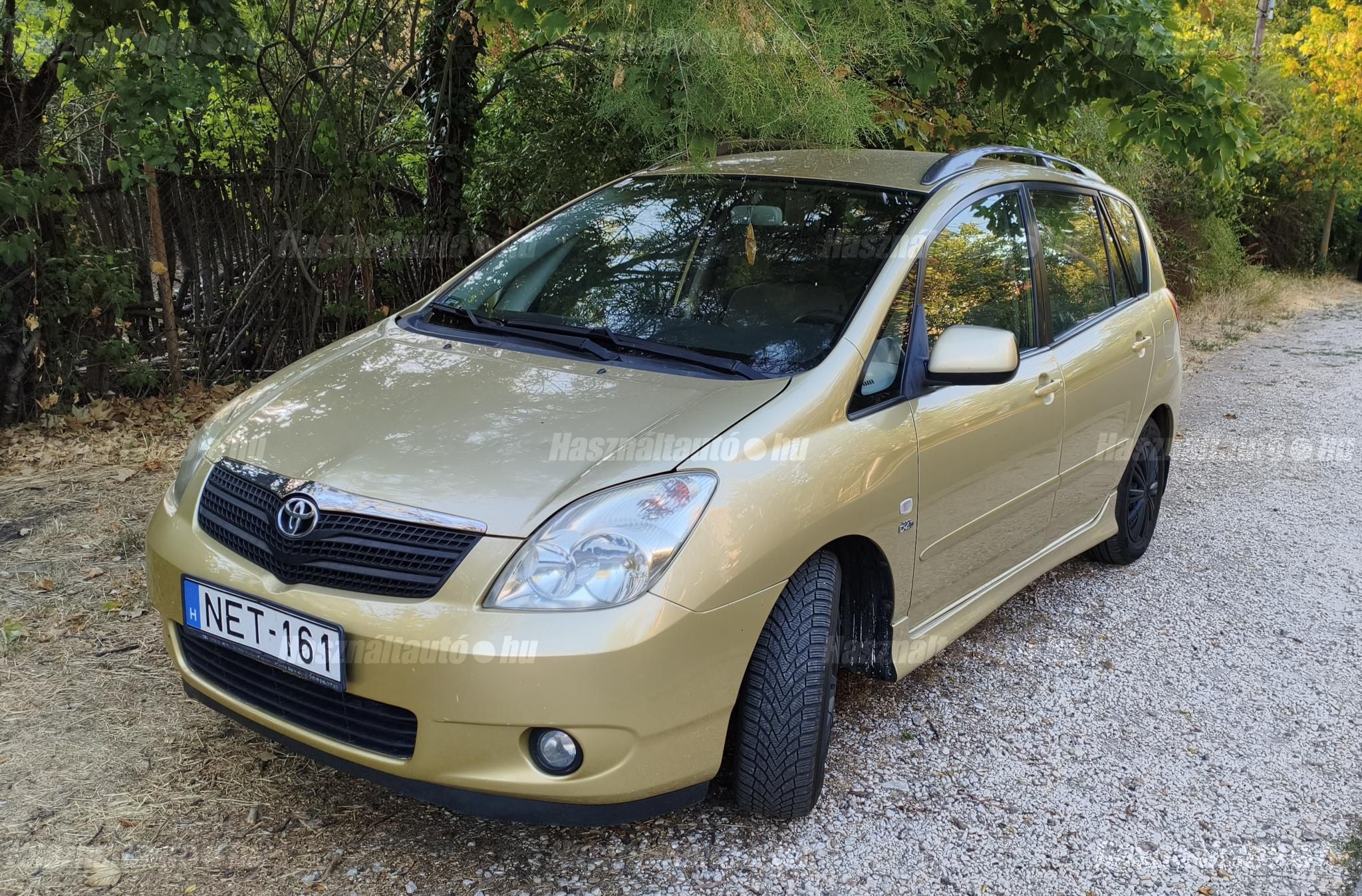 TOYOTA COROLLA VERSO 2003/3 - 1
