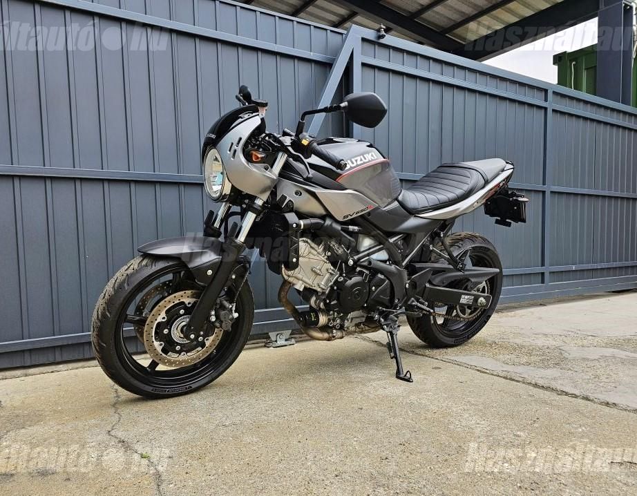 SUZUKI SV 650 X 2018/7 - 1