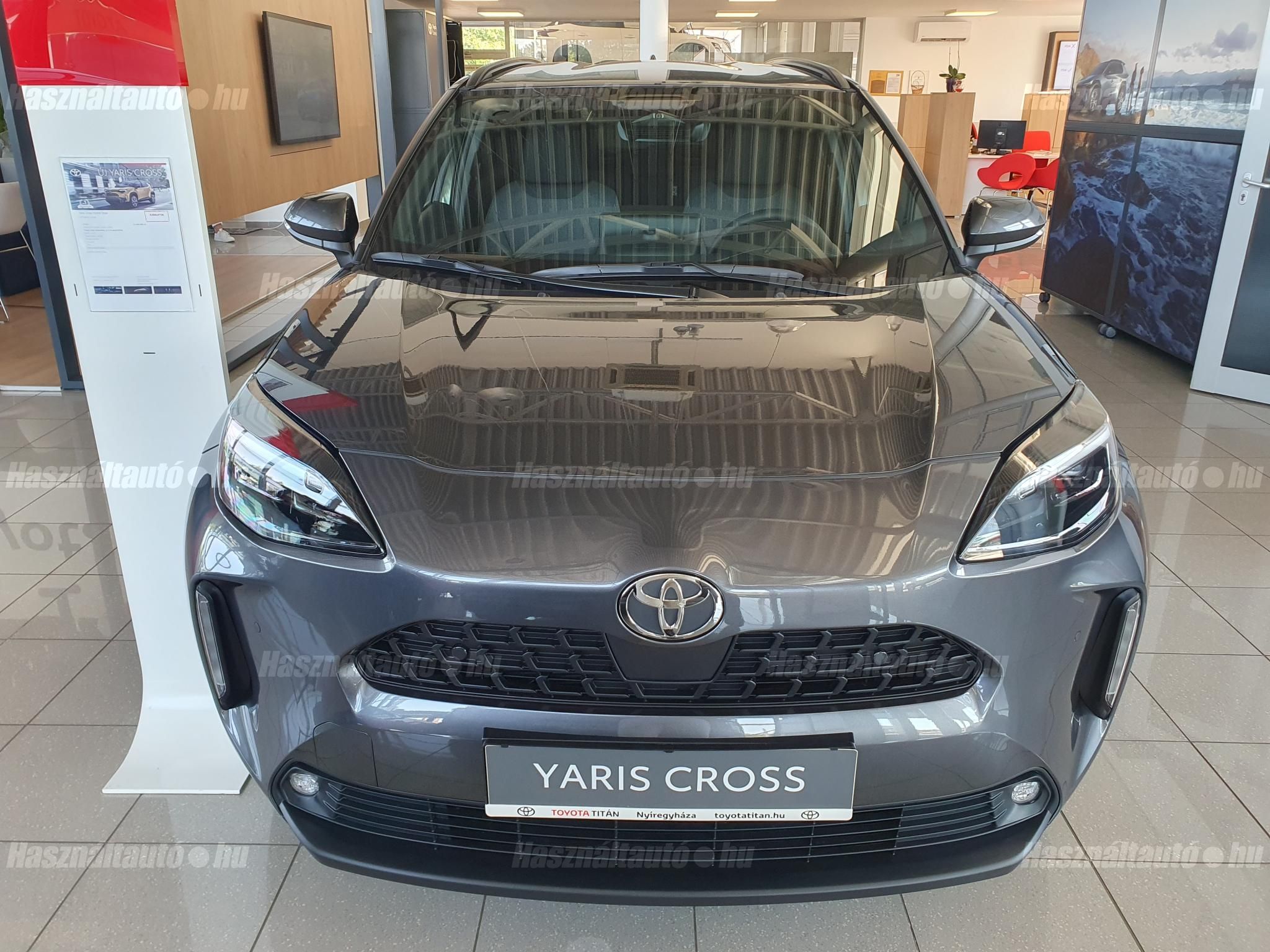 TOYOTA YARIS CROSS 2026/6 - 1