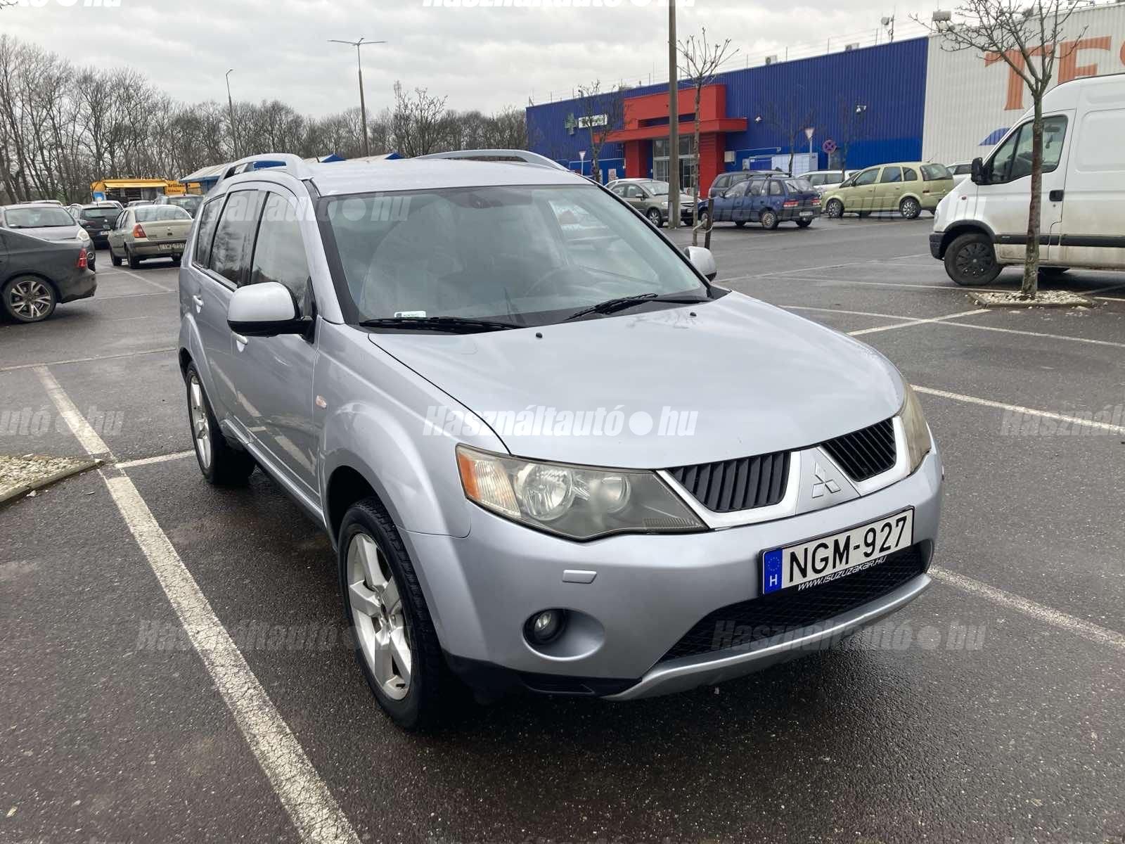 MITSUBISHI OUTLANDER 2009/11 - 1