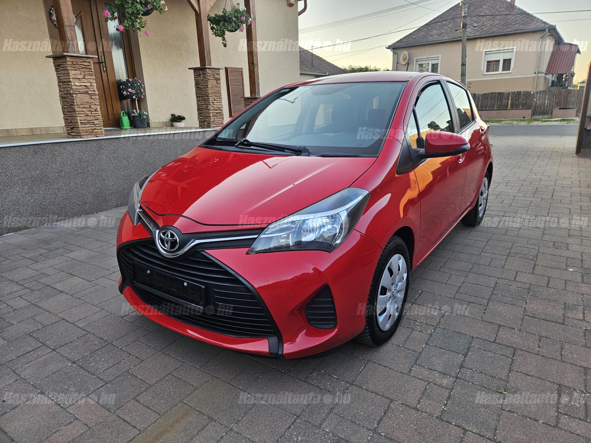 TOYOTA YARIS 2016/5 - 1