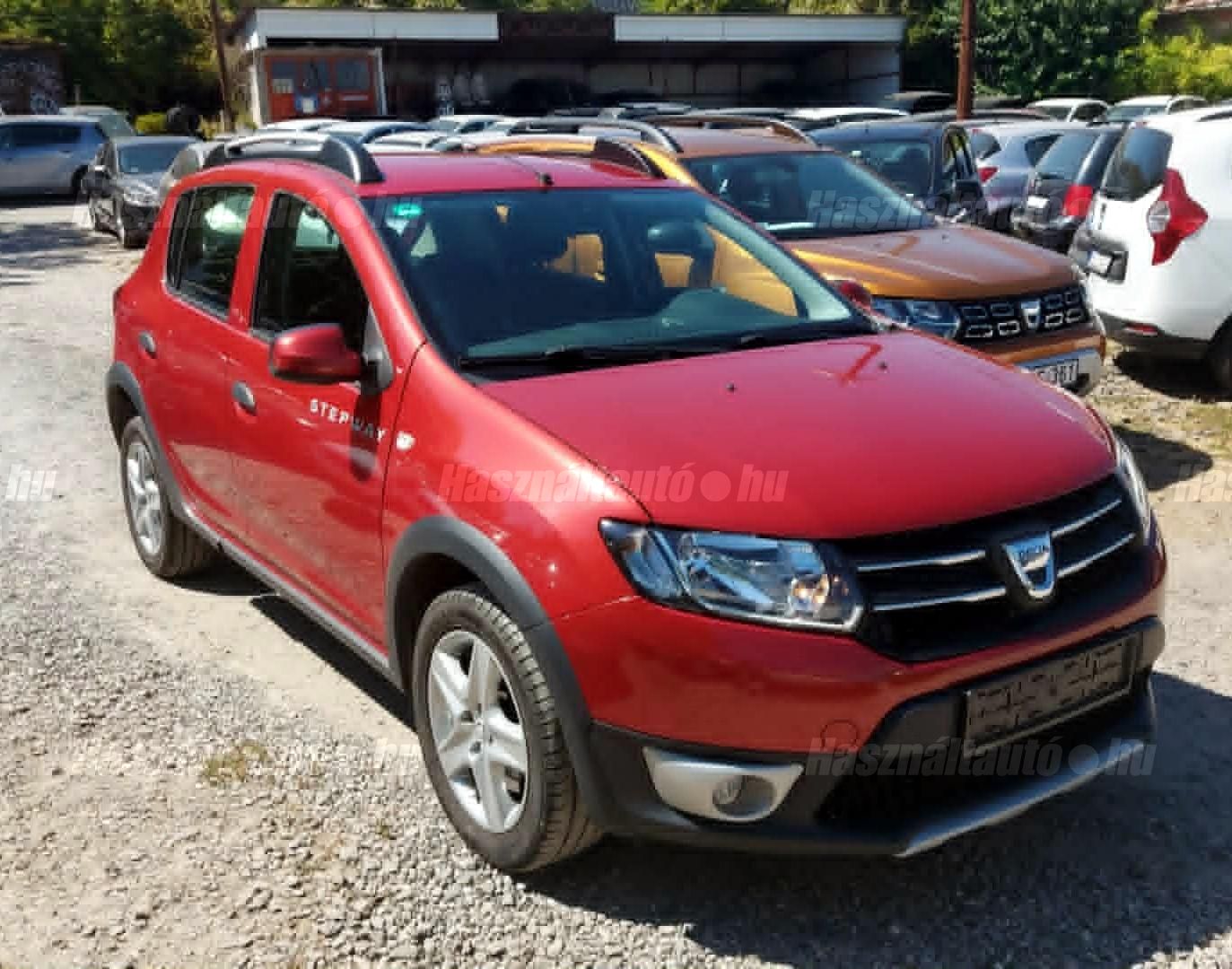 DACIA SANDERO 2014/5 - 1