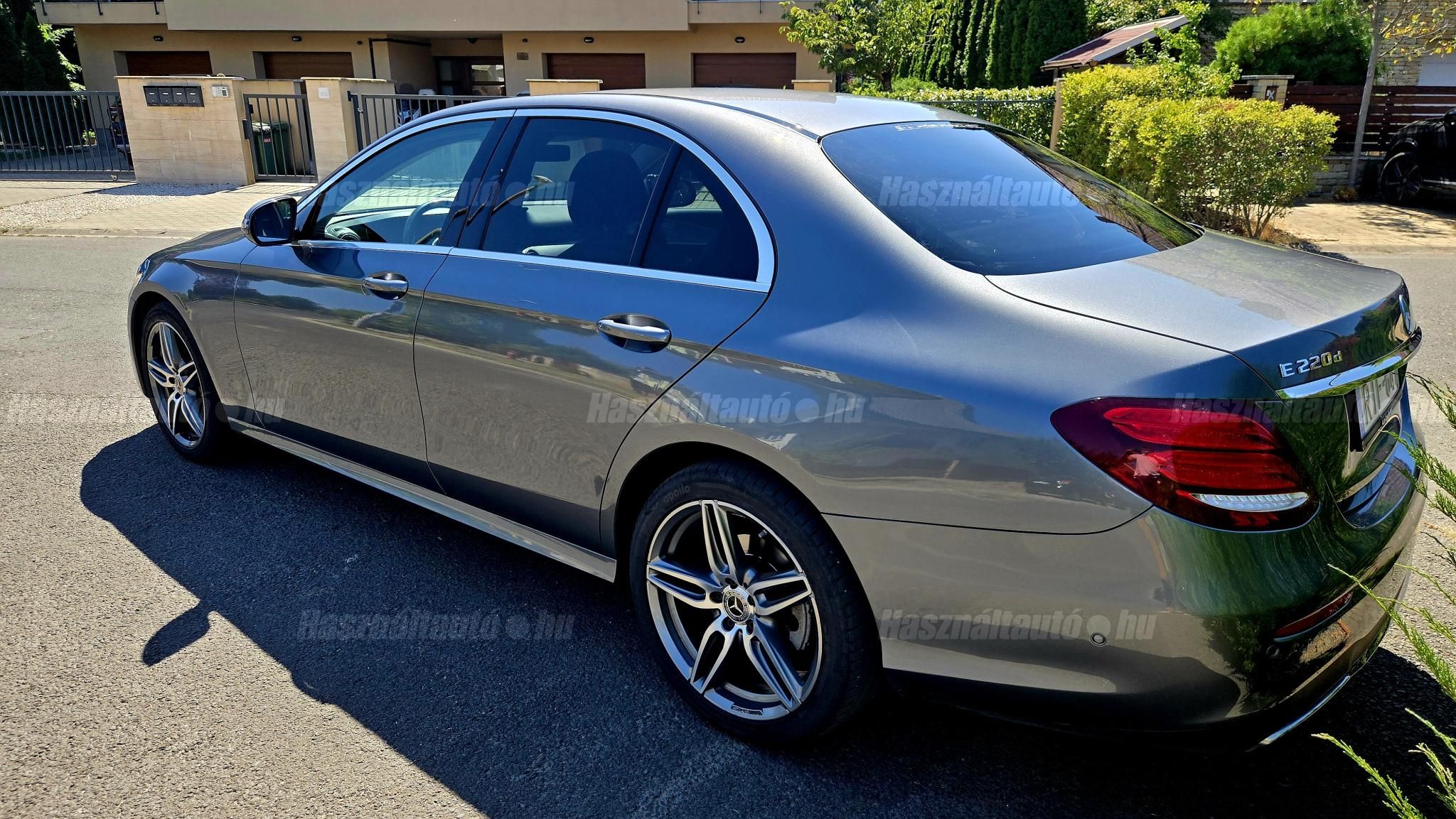 MERCEDES-BENZ E 220 2018/10 - 1