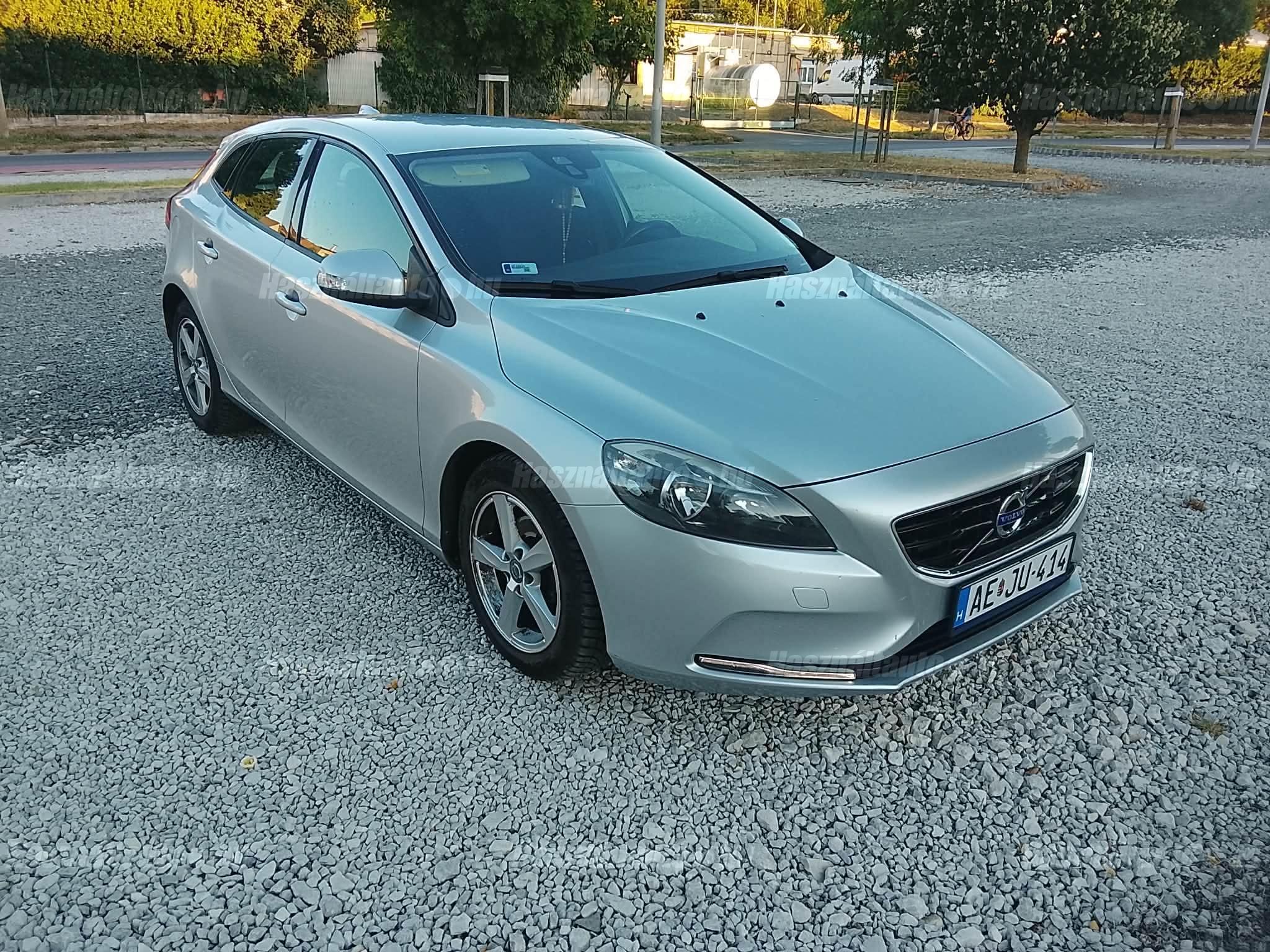 VOLVO V40 2014/2 - 1