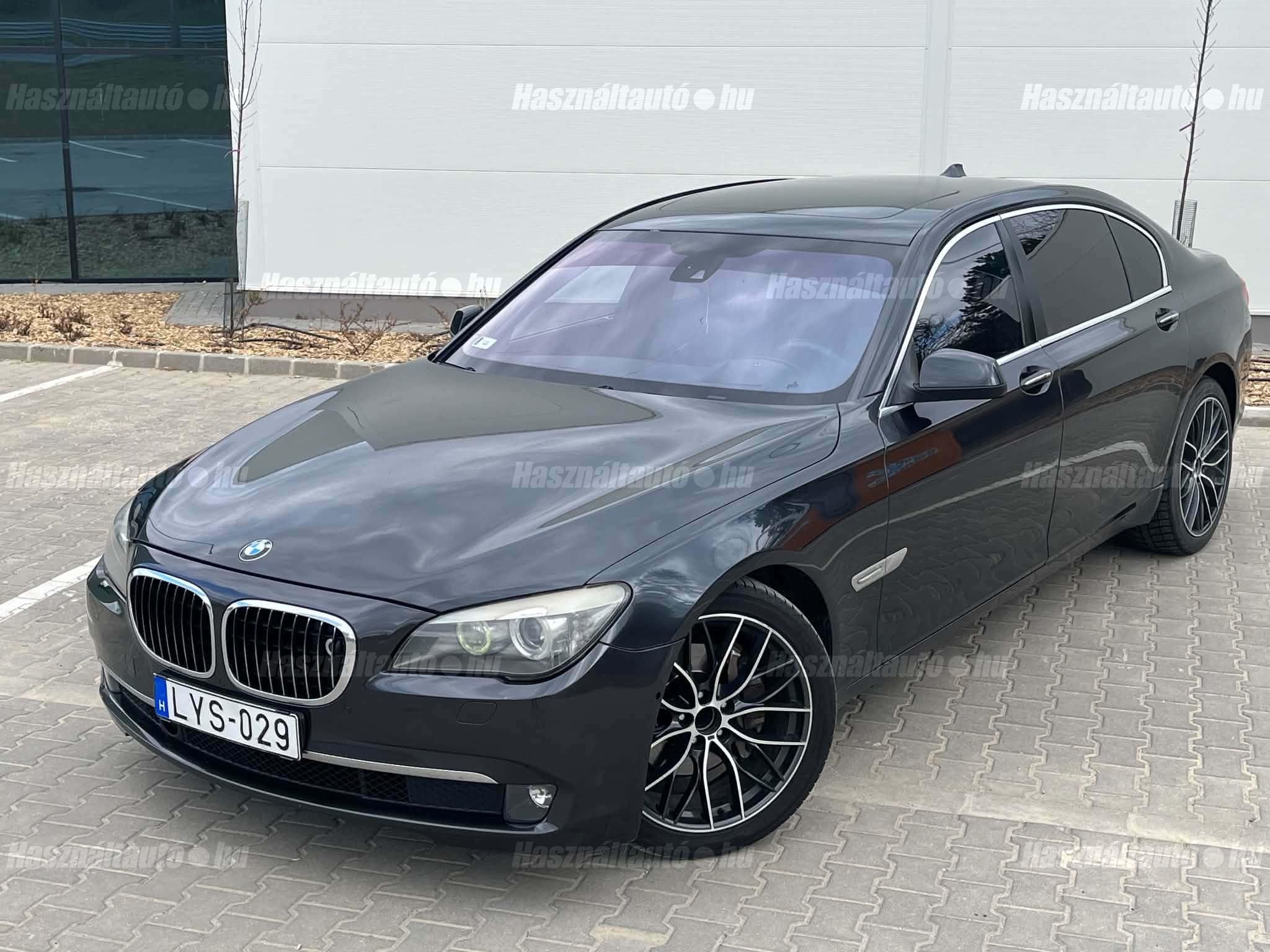BMW 730 2010/8 - 1
