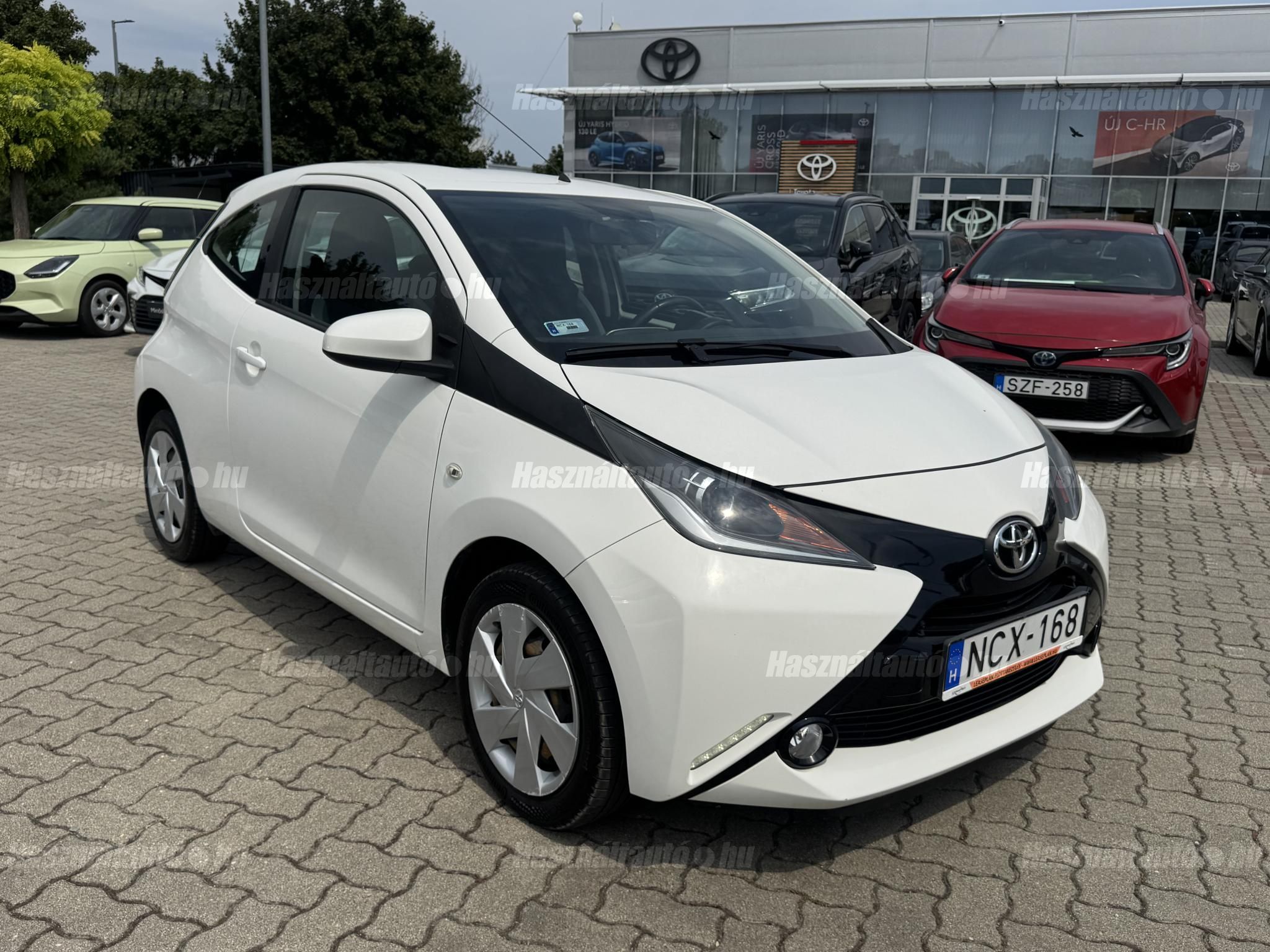 TOYOTA AYGO 2015/4 - 1
