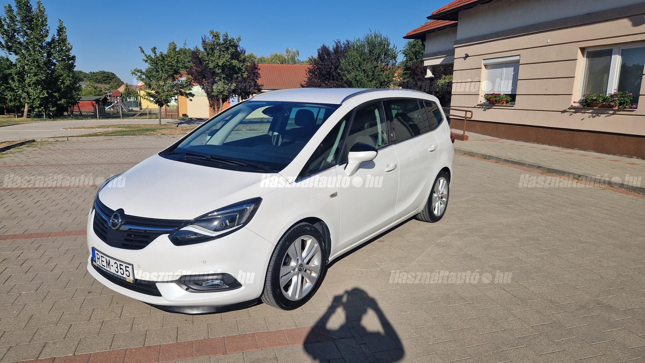 OPEL ZAFIRA TOURER 2018/12 - 1