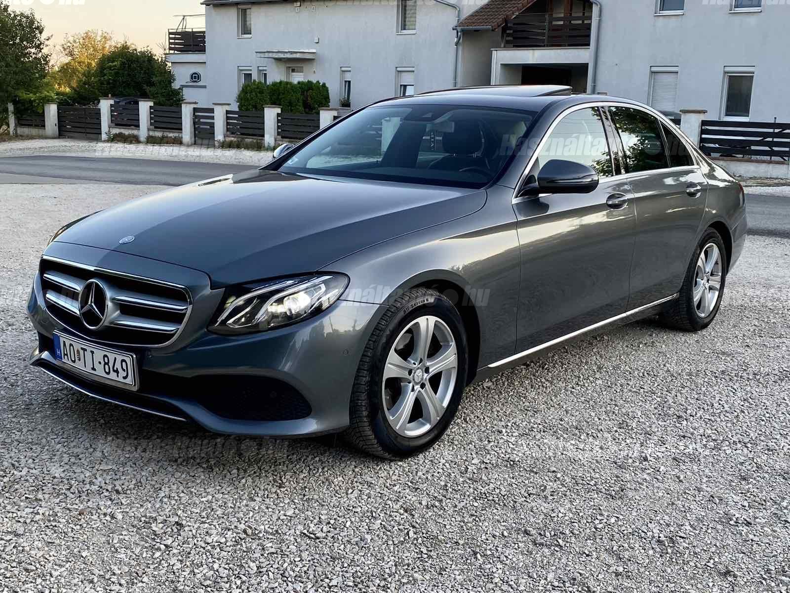 MERCEDES-BENZ E 220 2016/6 - 1