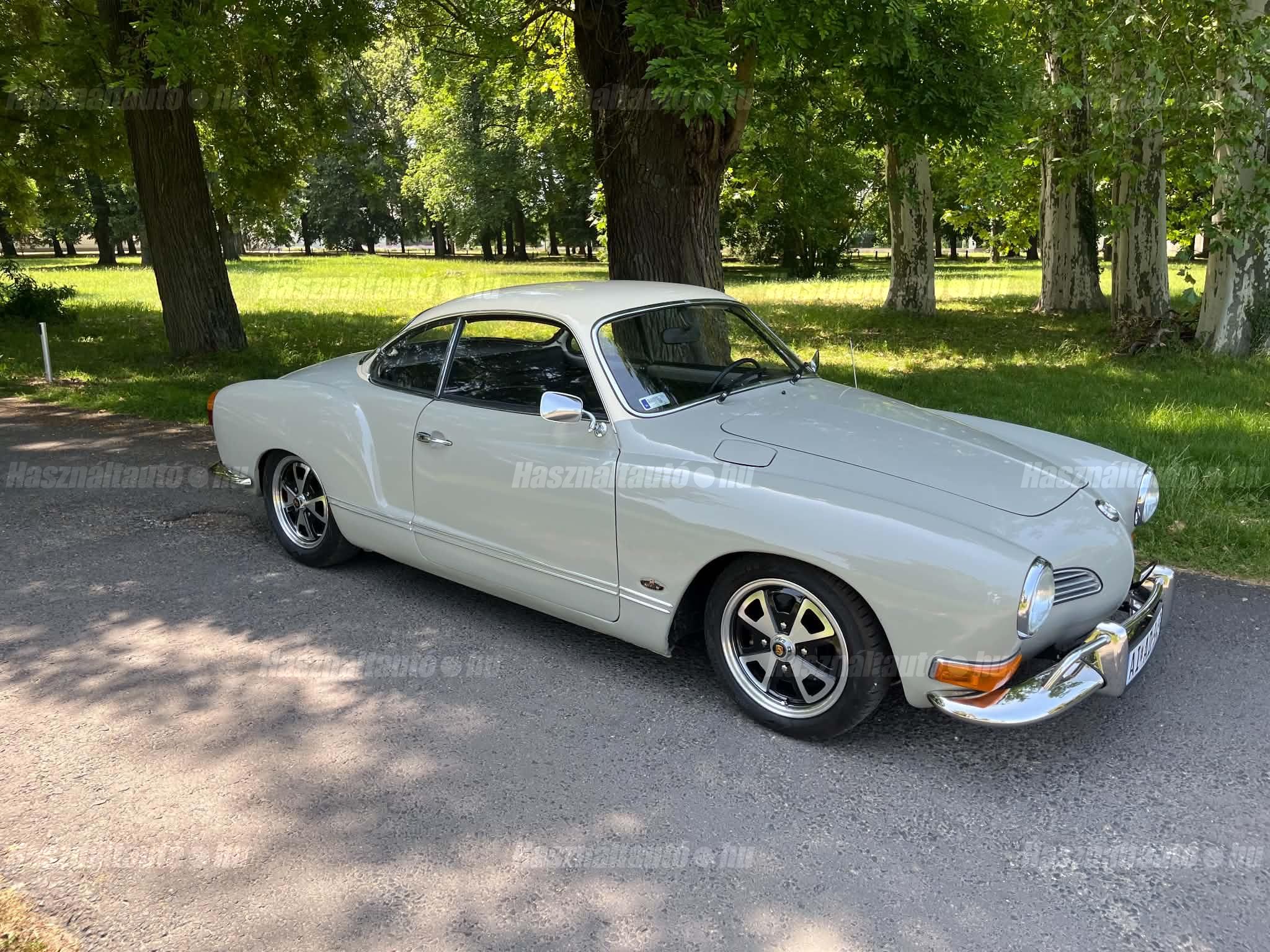 VOLKSWAGEN KARMANN GHIA 1971/6 - 1