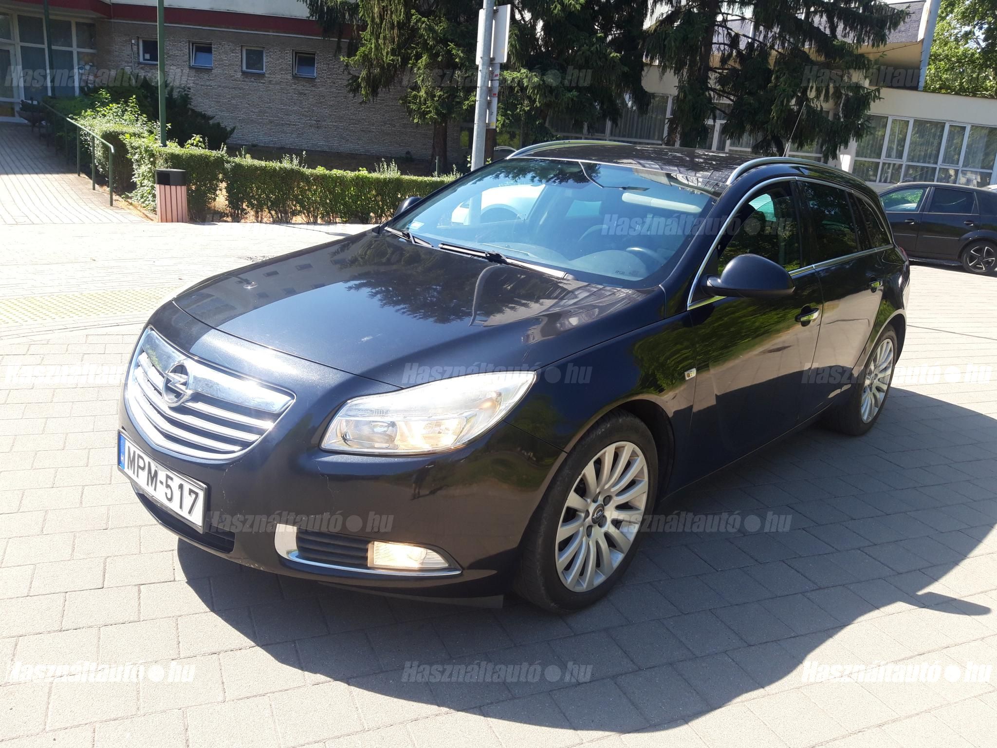 OPEL INSIGNIA 2010/10 - 1