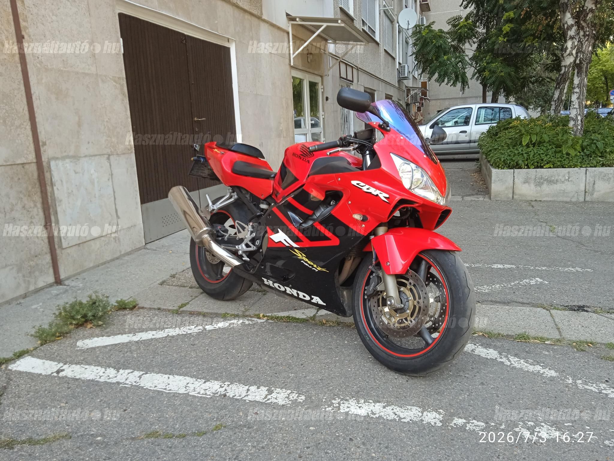 HONDA CBR 600 FS 2001/9 - 1