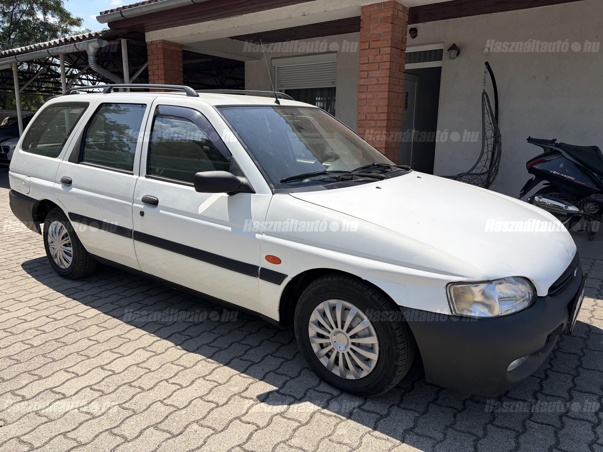 FORD ESCORT 1996/6 - 1