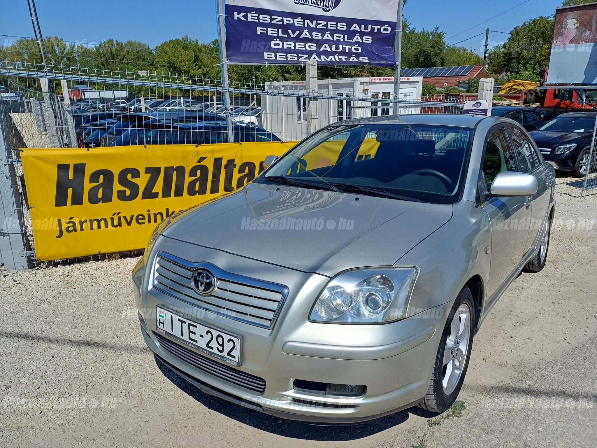 TOYOTA AVENSIS 2003/9 - 1