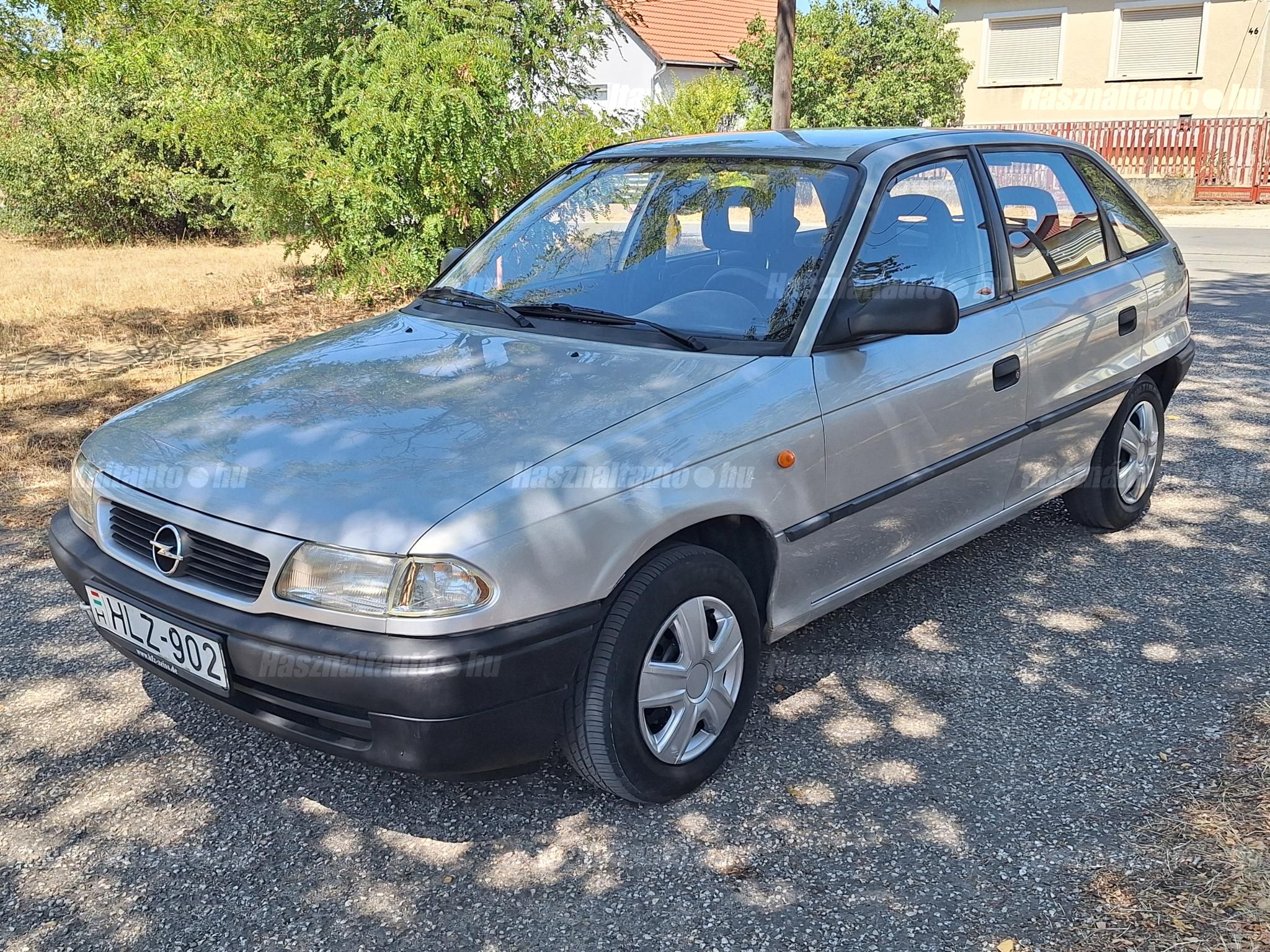 OPEL ASTRA F 2001 - 1