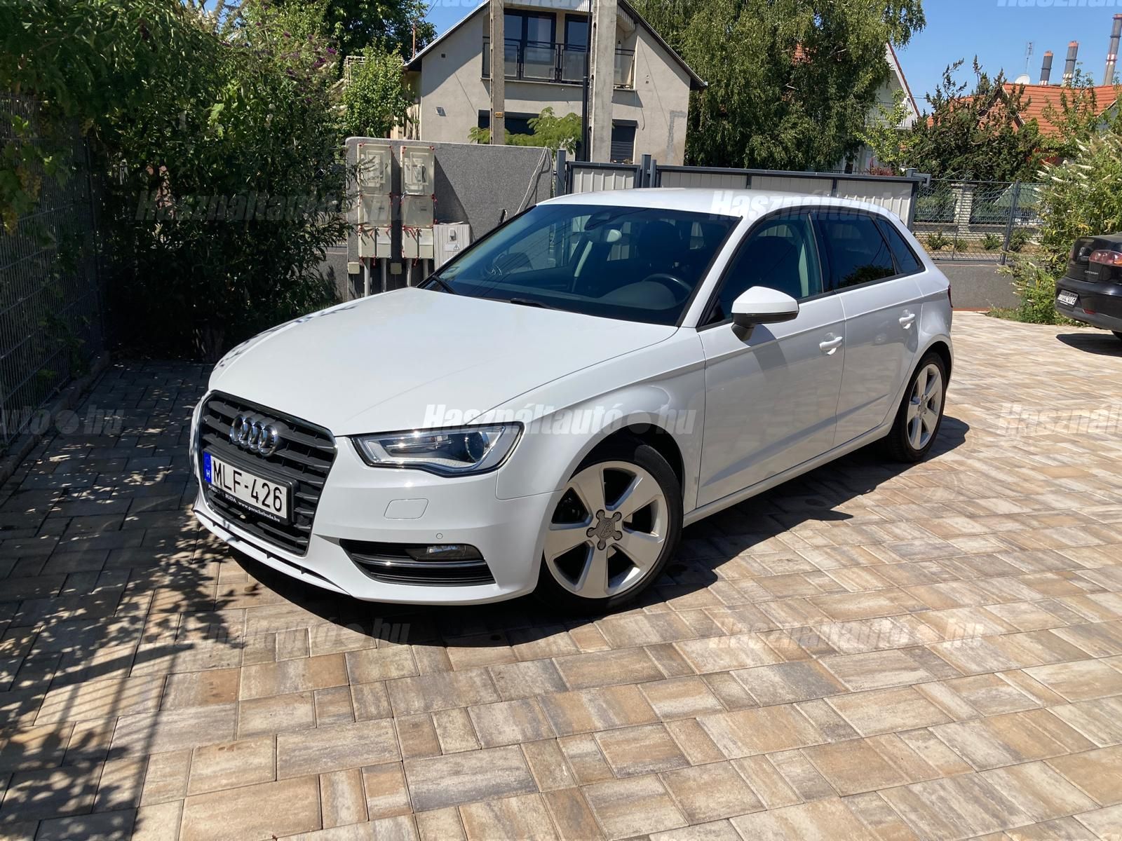 AUDI A3 2013/7 - 1