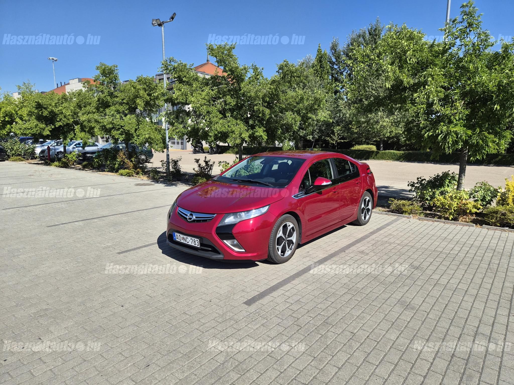 OPEL AMPERA 2014/8 - 1