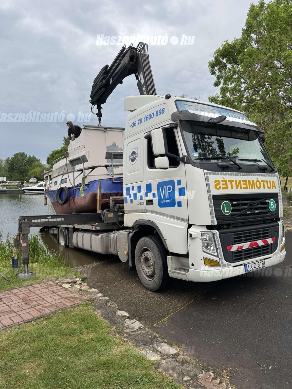 VOLVO 2010/10 - 1